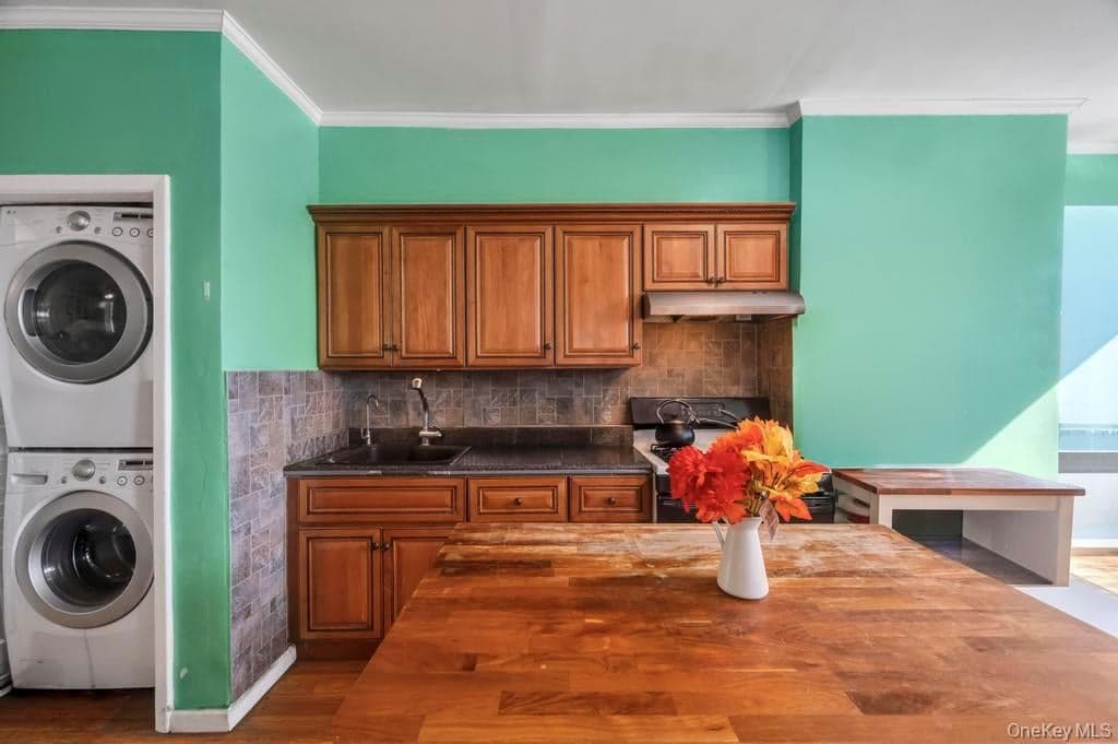 6144 Eliot Avenue thumbnail 2