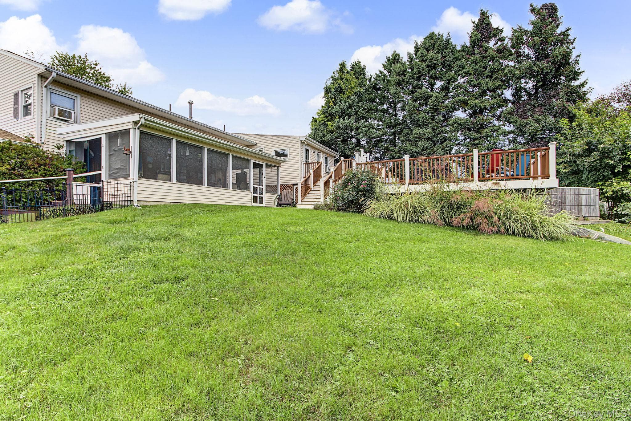 4 Davies Drive thumbnail 40