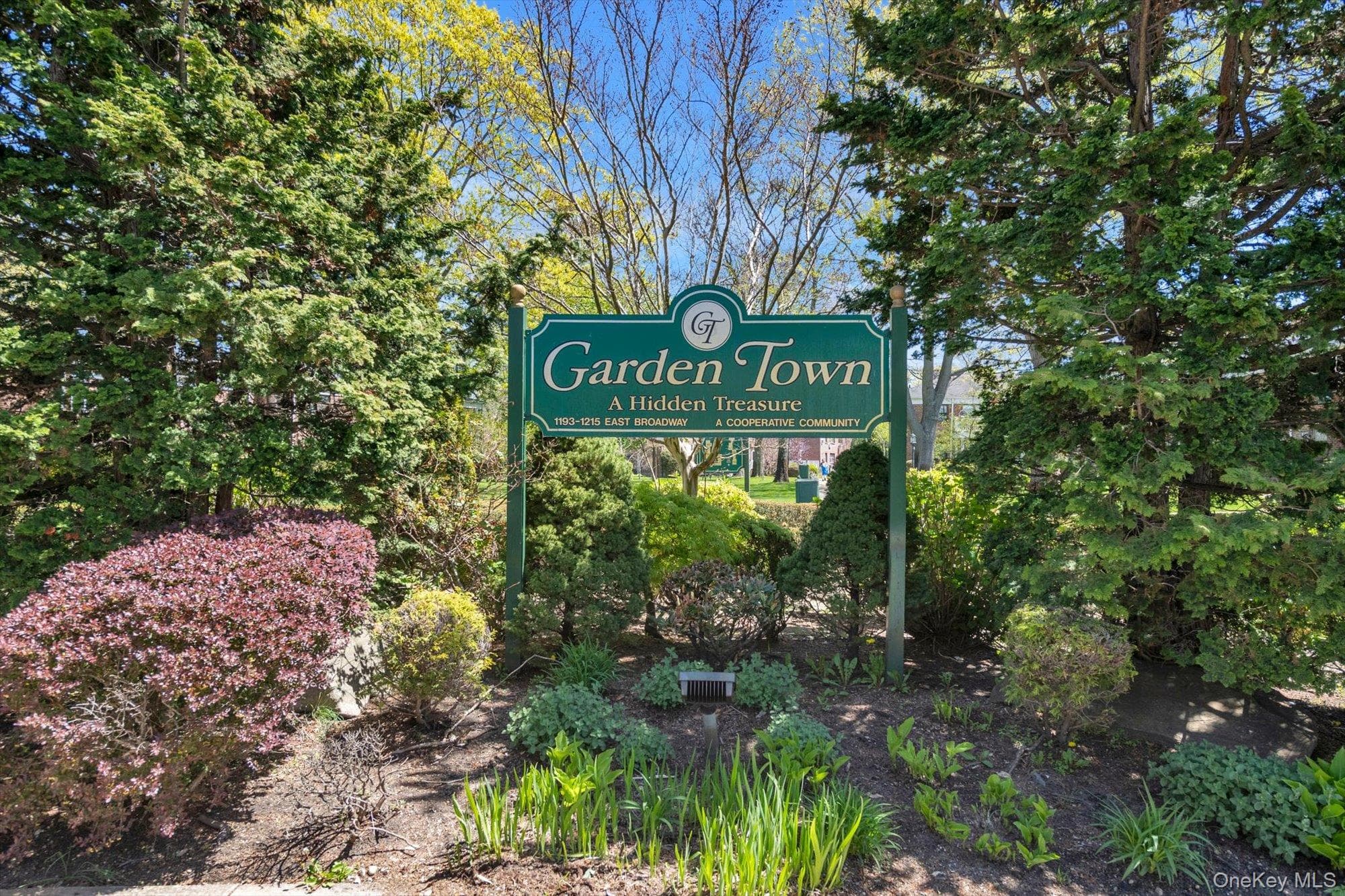 1203 E Broadway Unit: G13, Hewlett