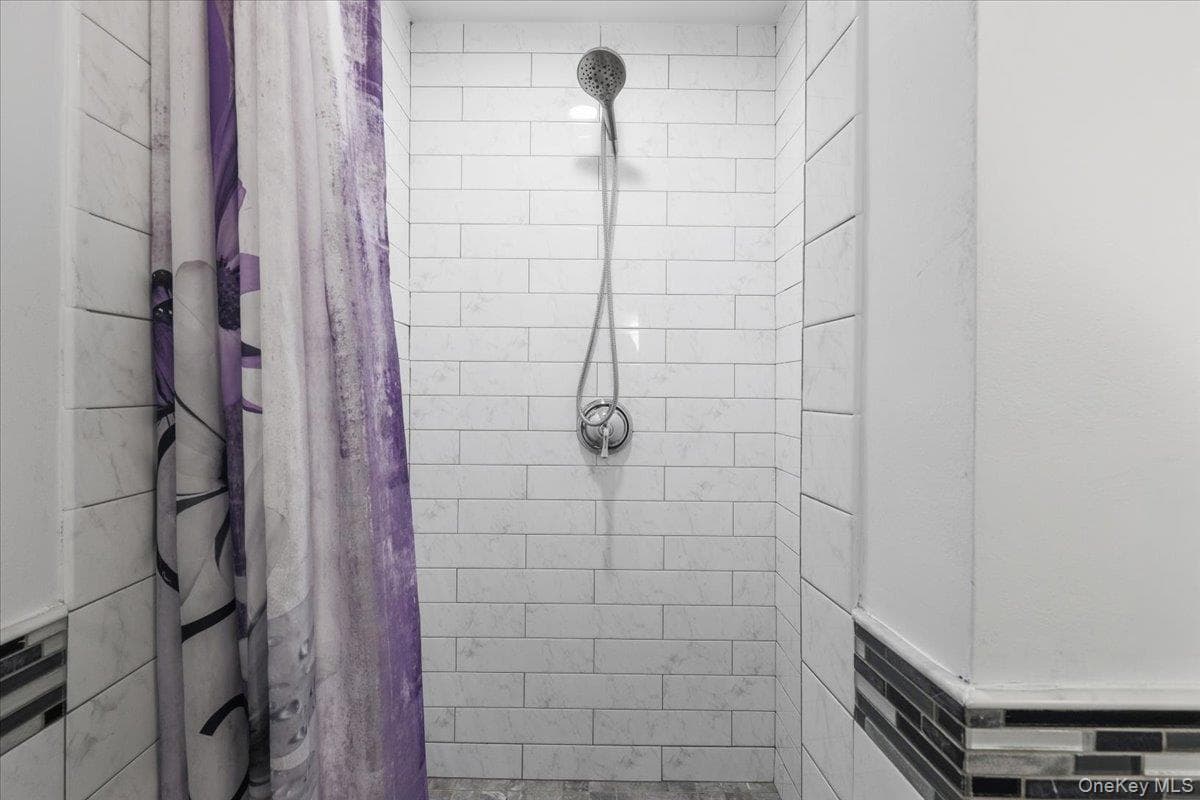 83 Joyce Road thumbnail 17