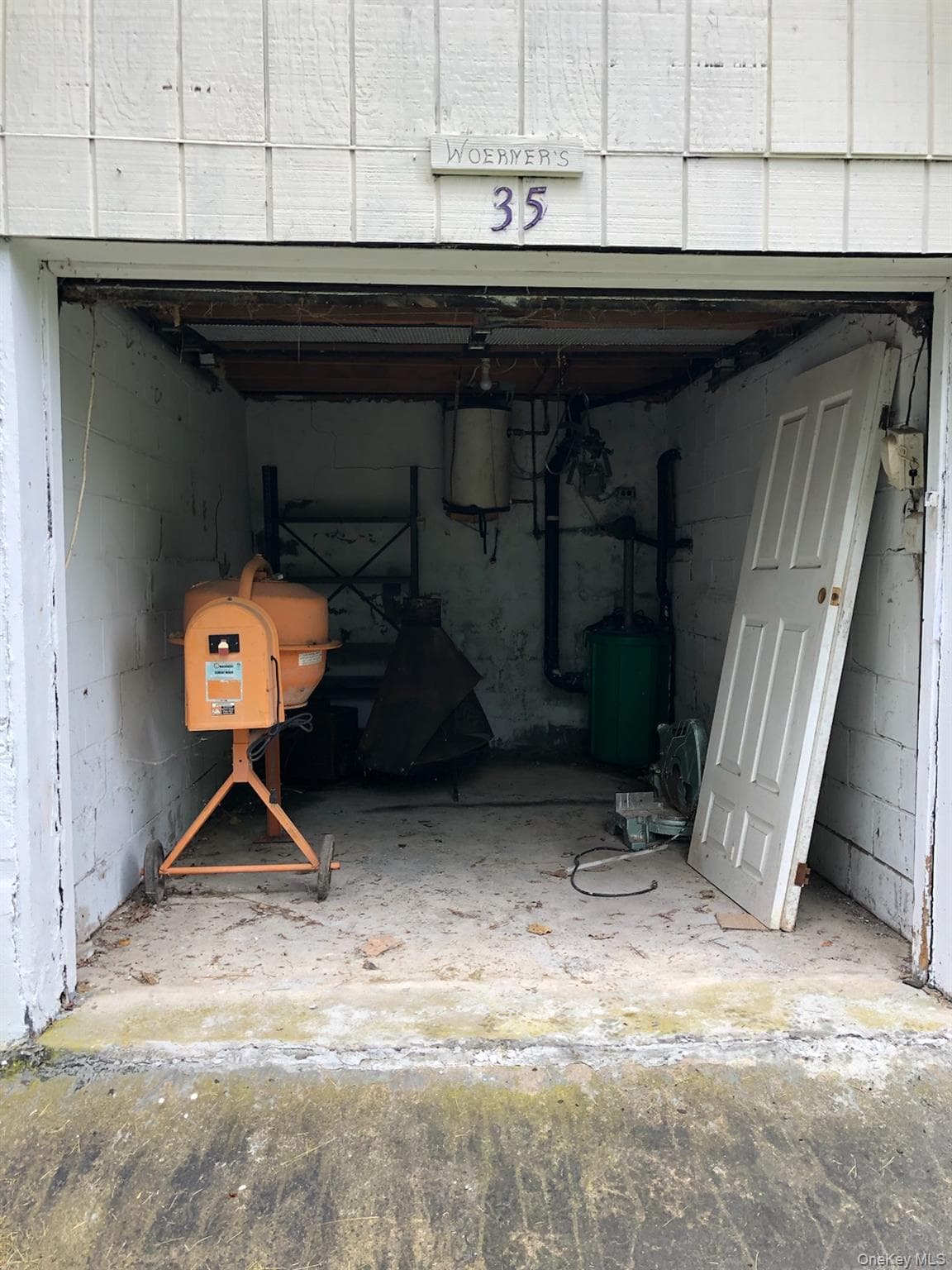 35 Lake Claire Drive thumbnail 22