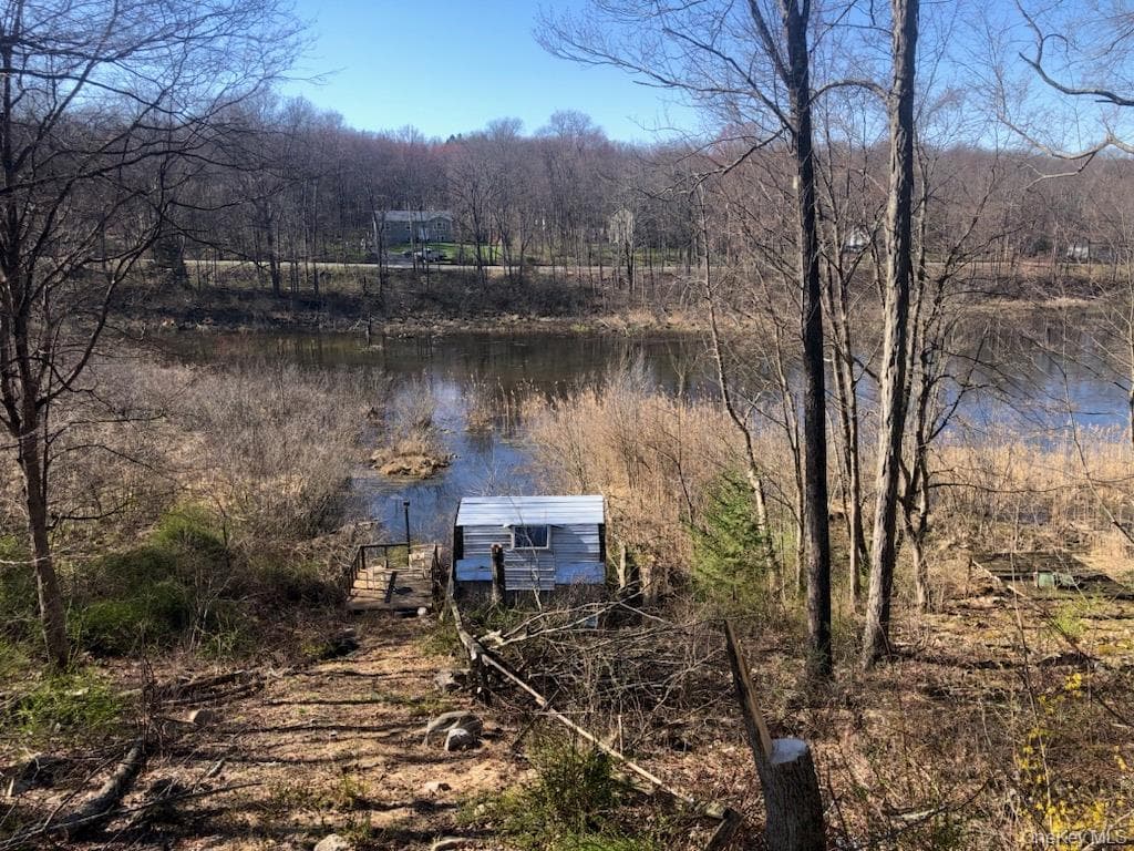 35 Lake Claire Drive thumbnail 4
