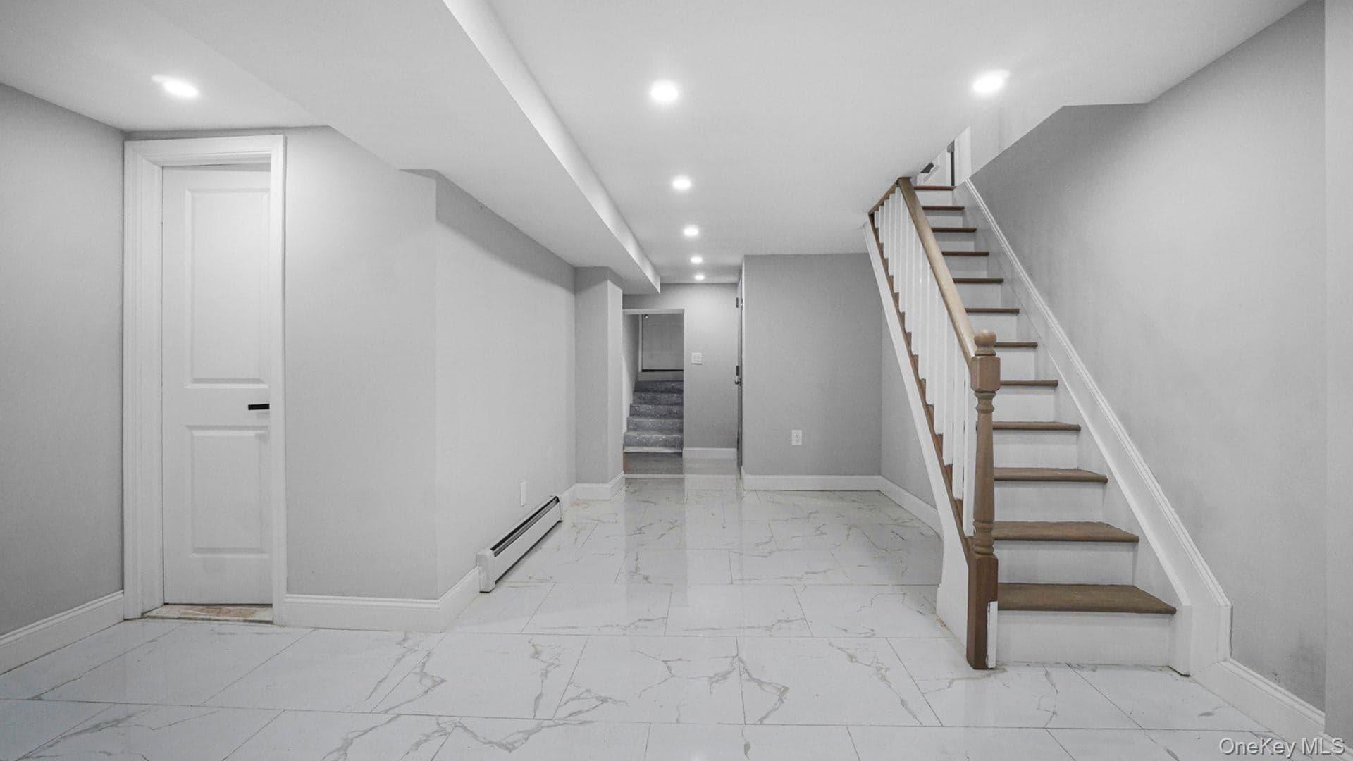 128 E 238th Street thumbnail 18