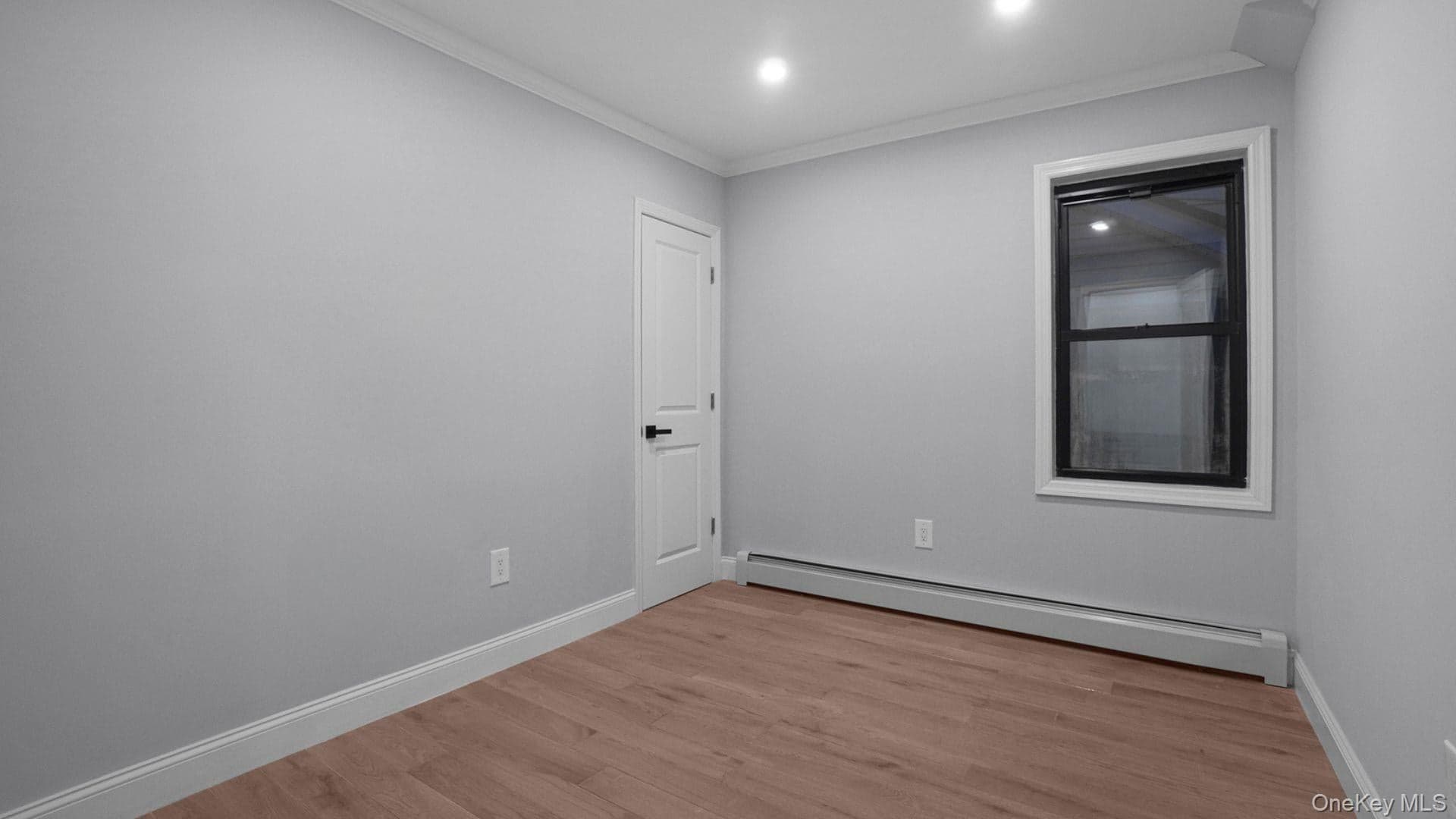 128 E 238th Street thumbnail 15
