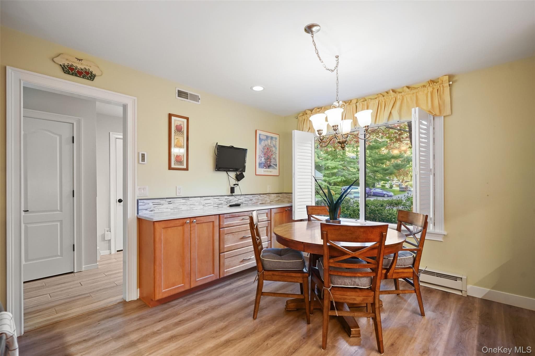 350 Heritage Hills Drive Unit: C thumbnail 9