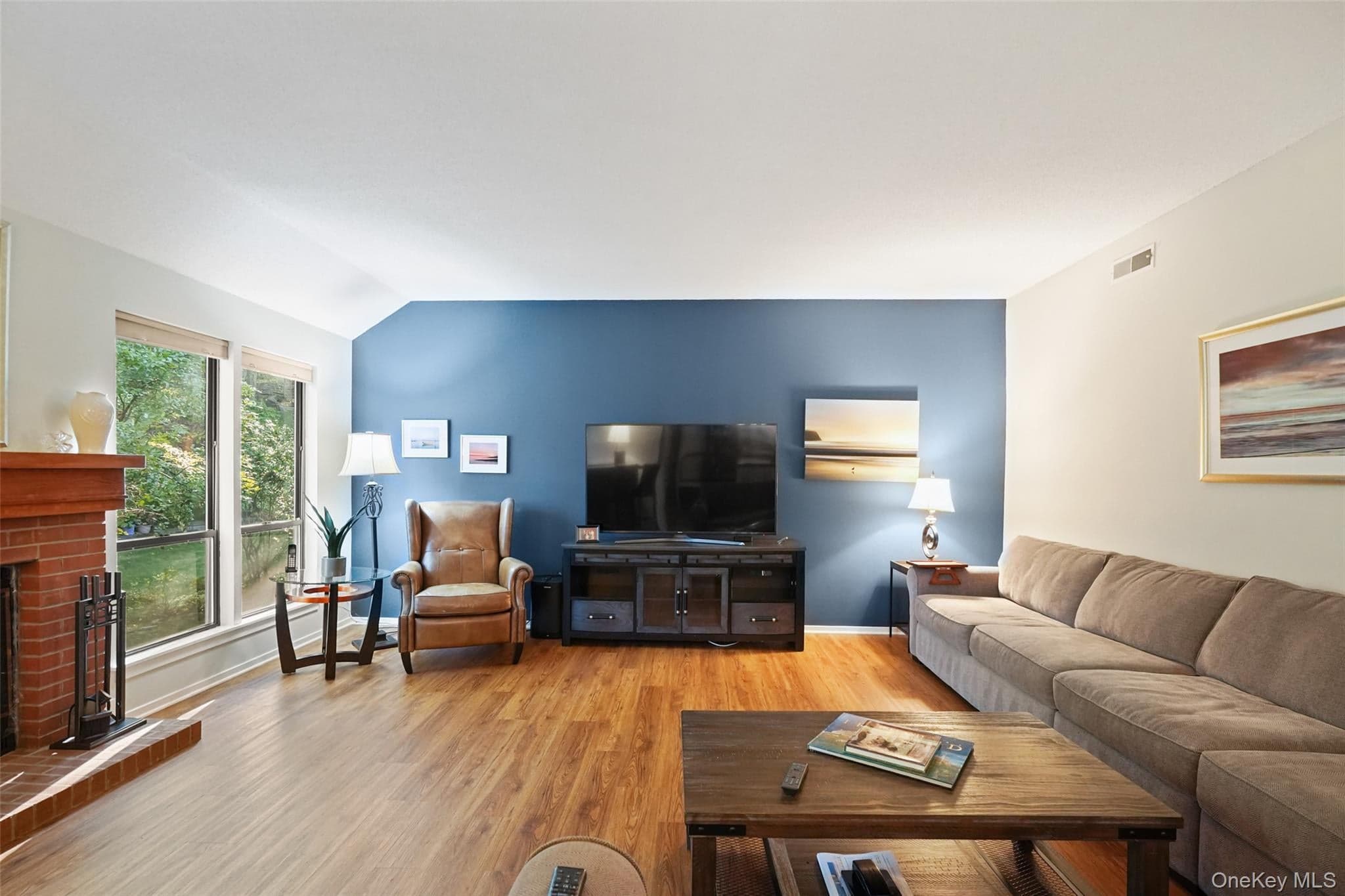 350 Heritage Hills Drive Unit: C thumbnail 3