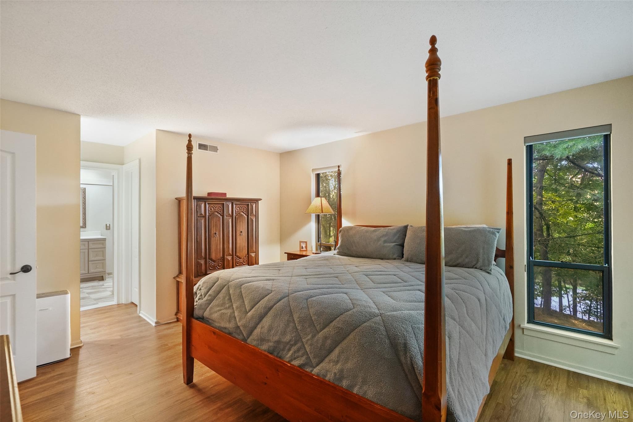 350 Heritage Hills Drive Unit: C thumbnail 11