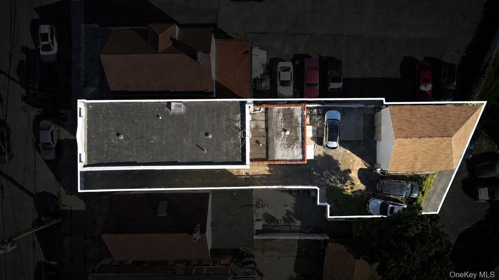 1581 Hollywood Avenue thumbnail 27