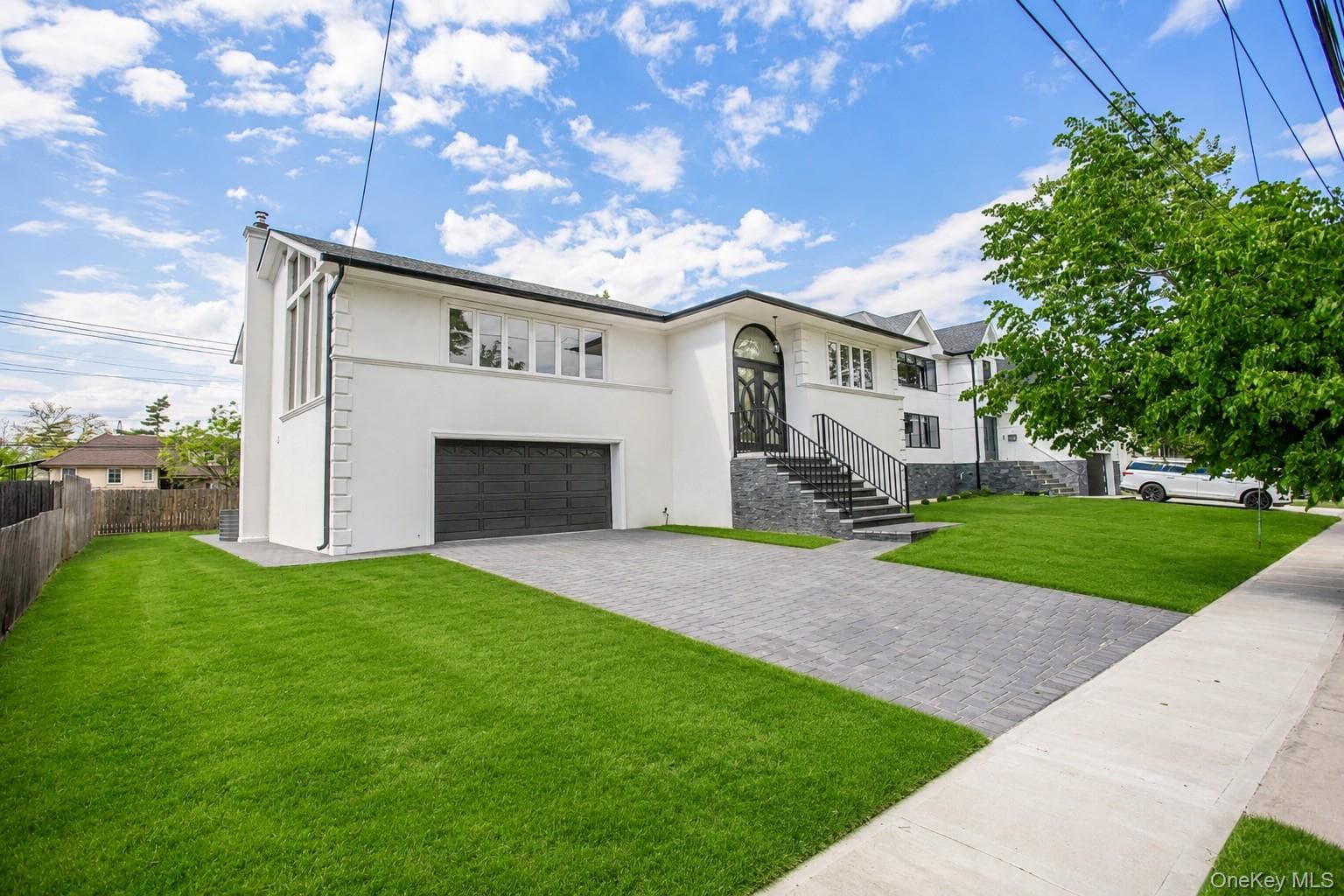 988 Westwood Road photo 1