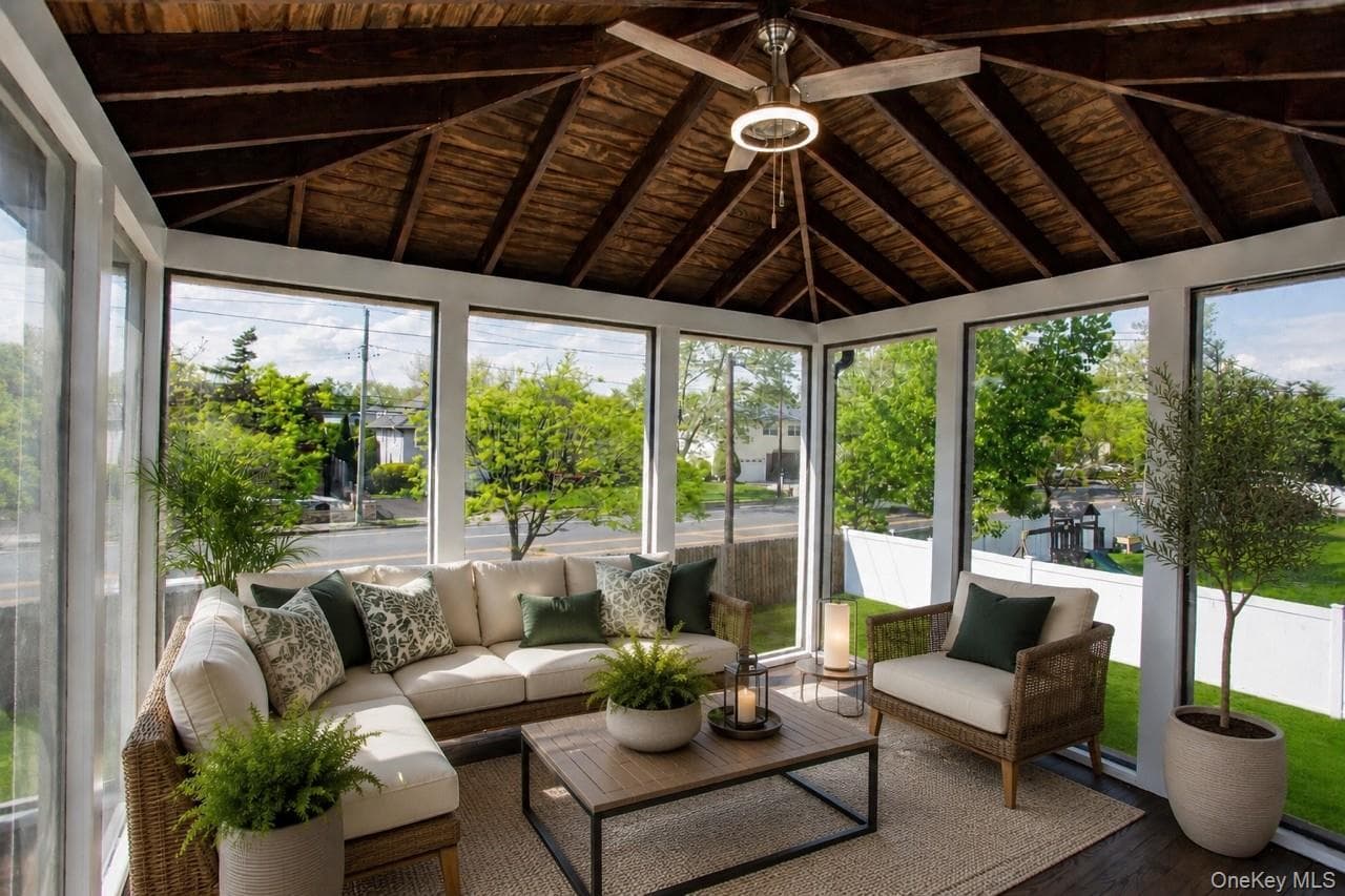 988 Westwood Road thumbnail 11