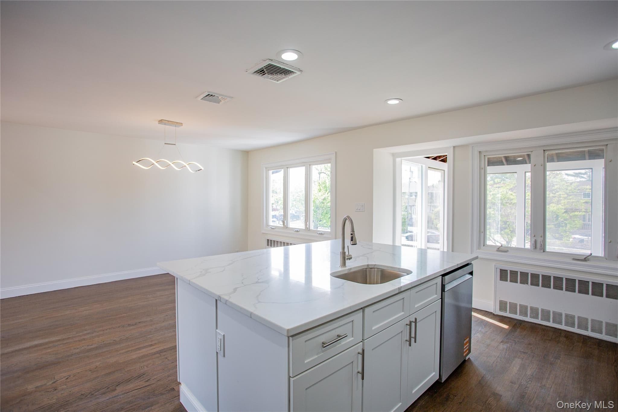 988 Westwood Road thumbnail 9