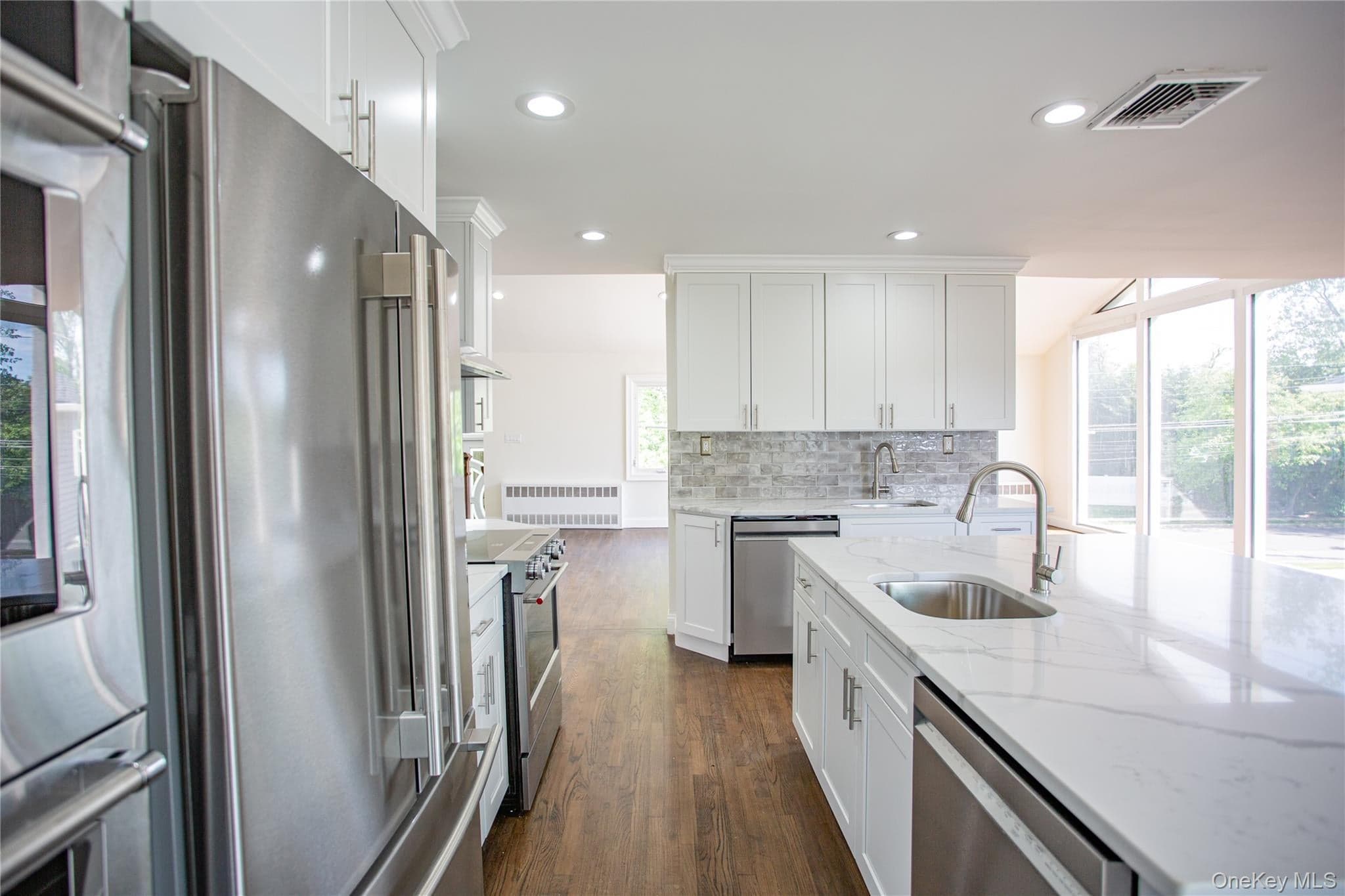 988 Westwood Road thumbnail 5