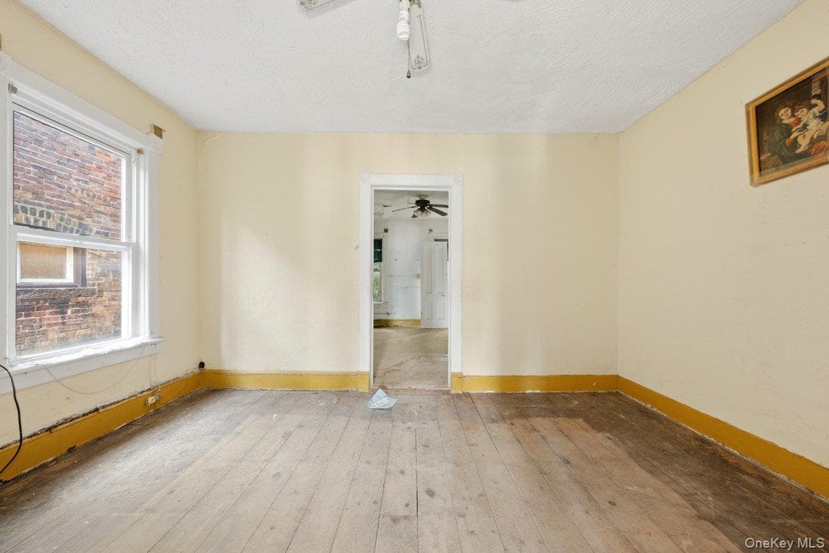 145 Renwick Street thumbnail 23
