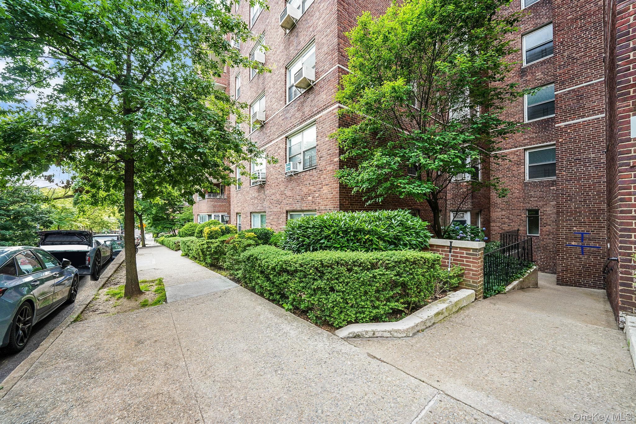 67-66 108th Street Unit: D/3 thumbnail 30