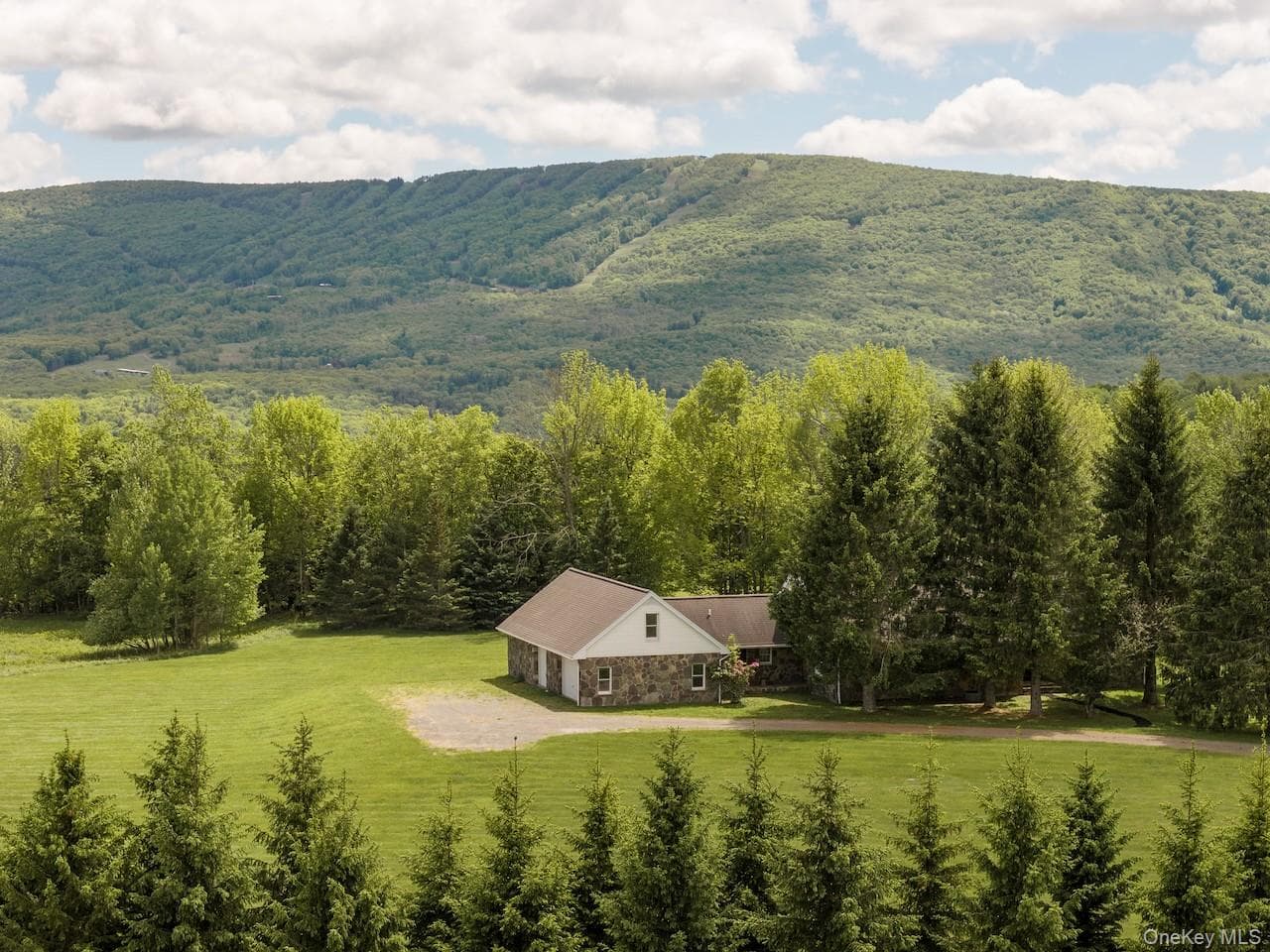 2114 Brush Ridge Road thumbnail 2