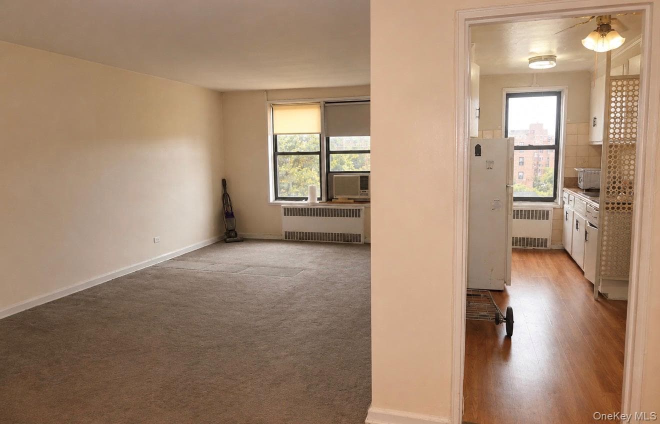 90-11 35th Ave Ave Unit: 6R thumbnail 4