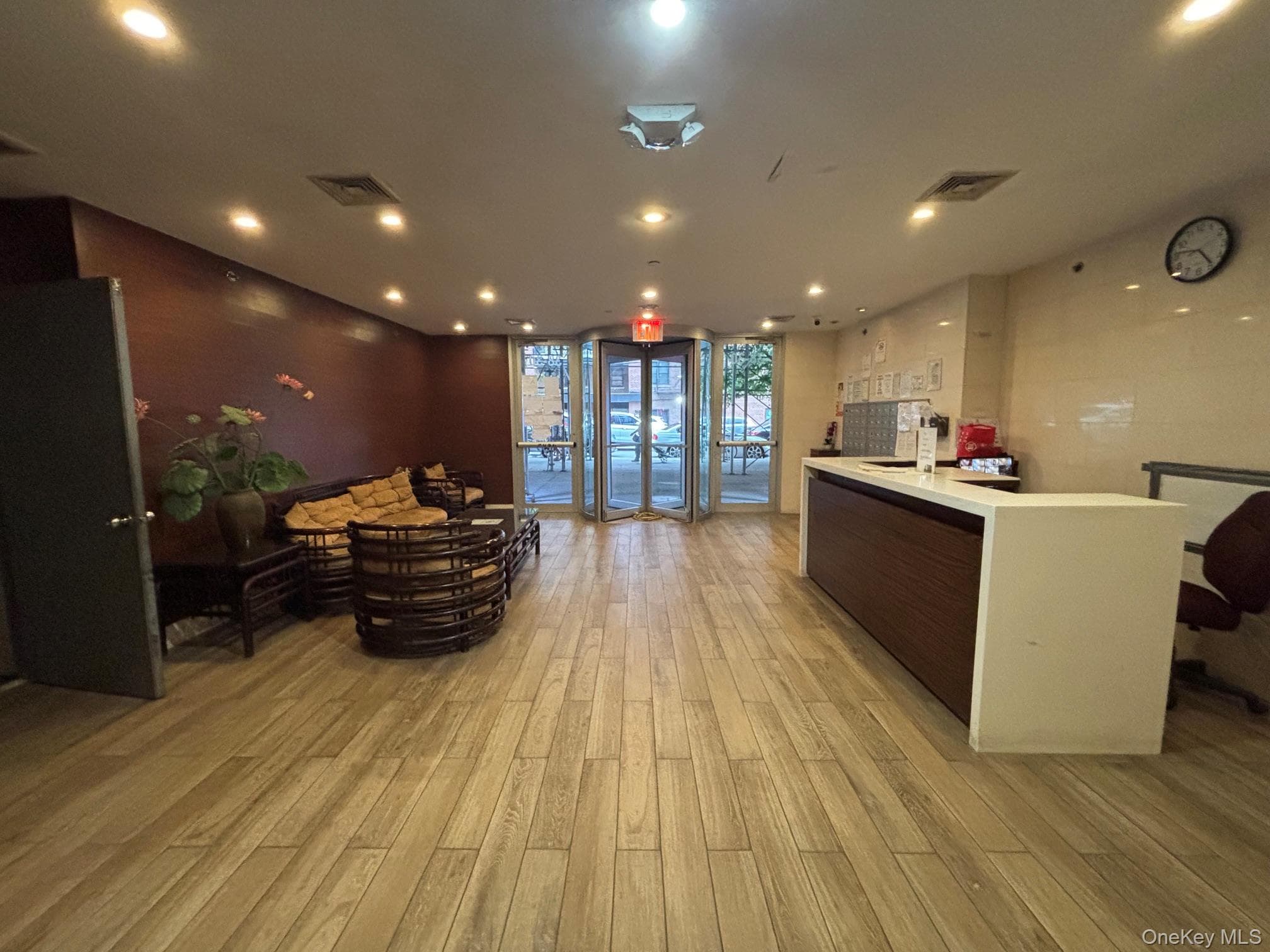 38-30 Parsons Boulevard Unit: PHC thumbnail 2