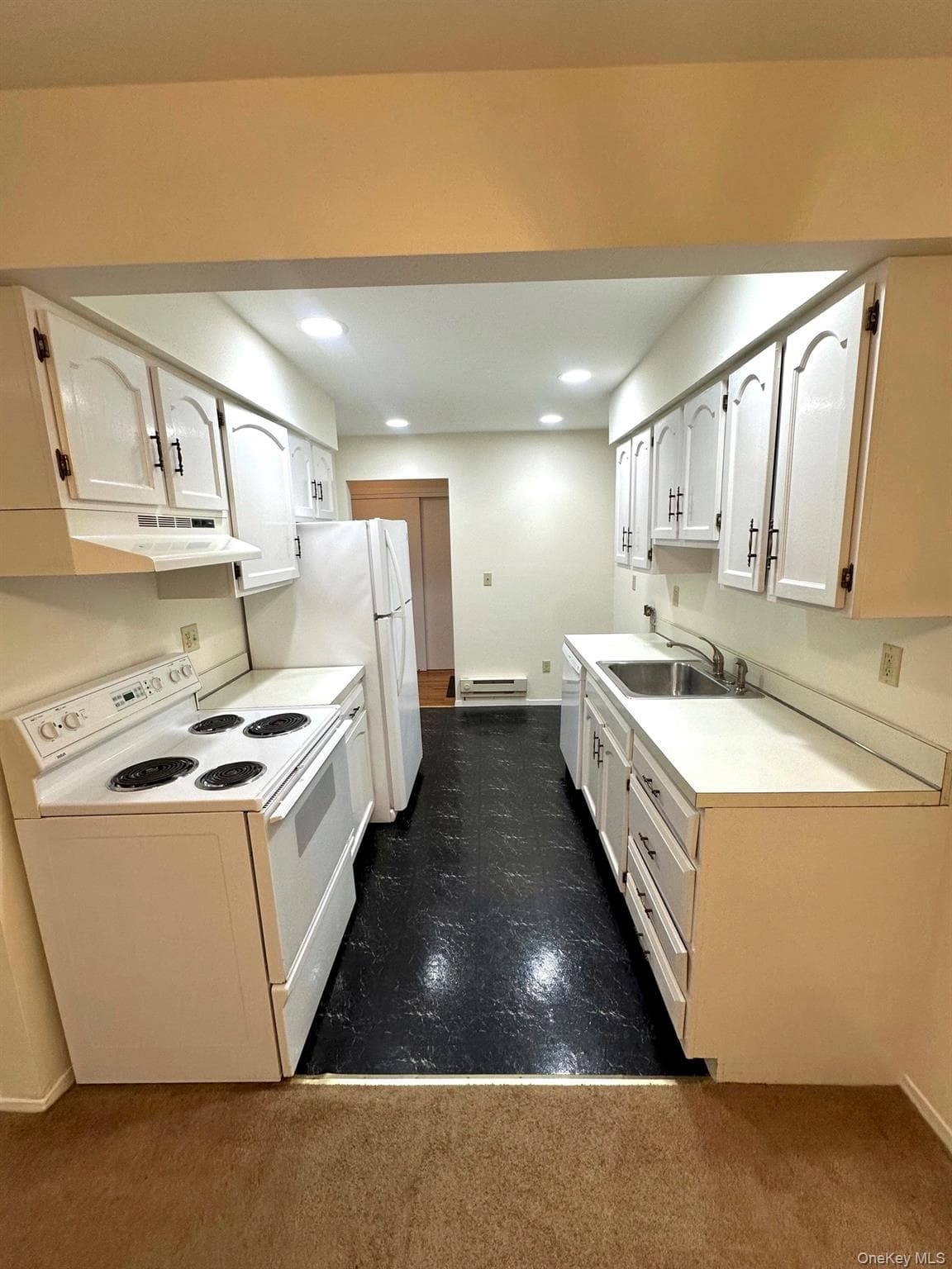1 Germonds Village VLG Unit: 14 thumbnail 6