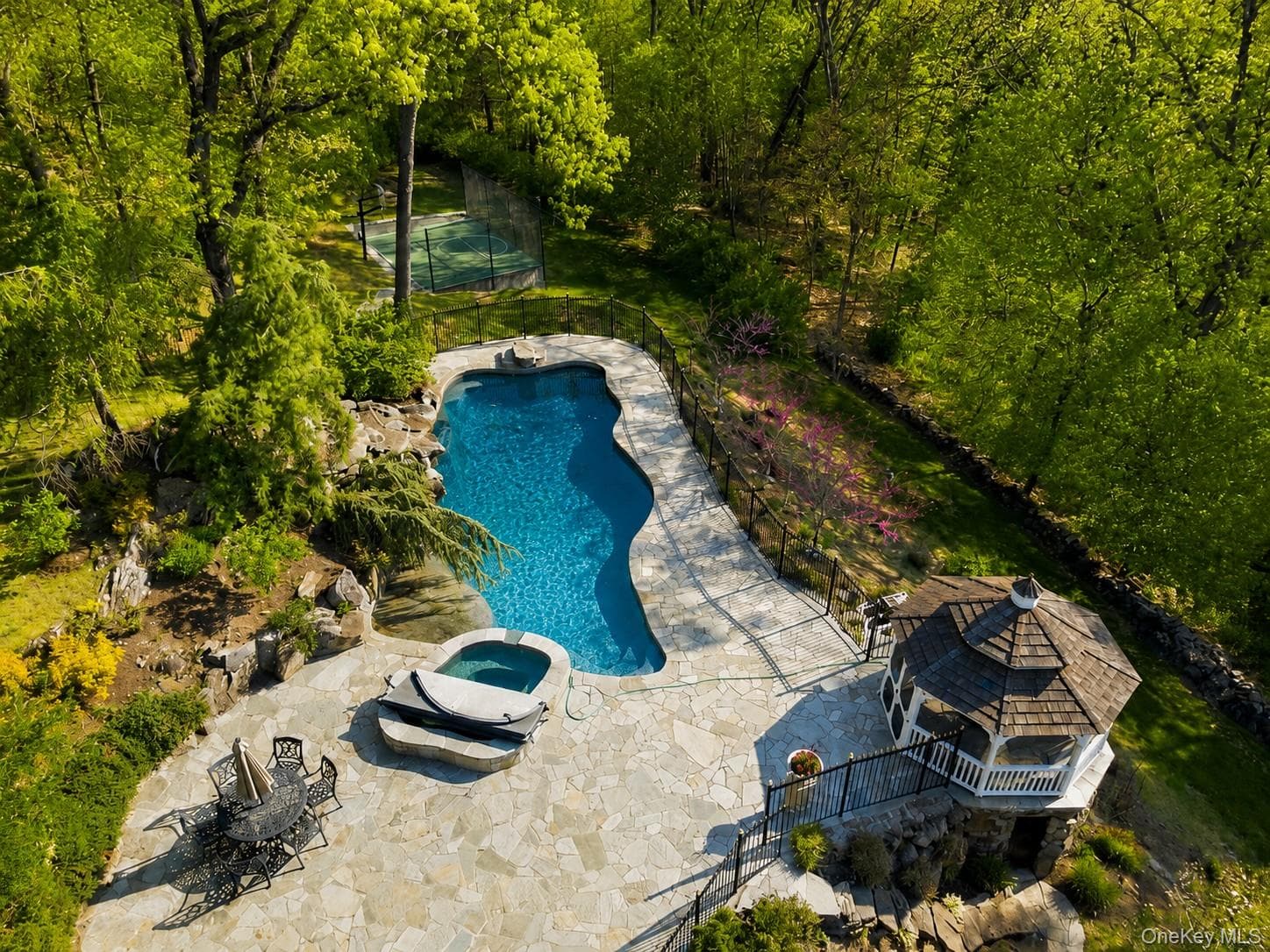 33 Greenbriar Drive thumbnail 33