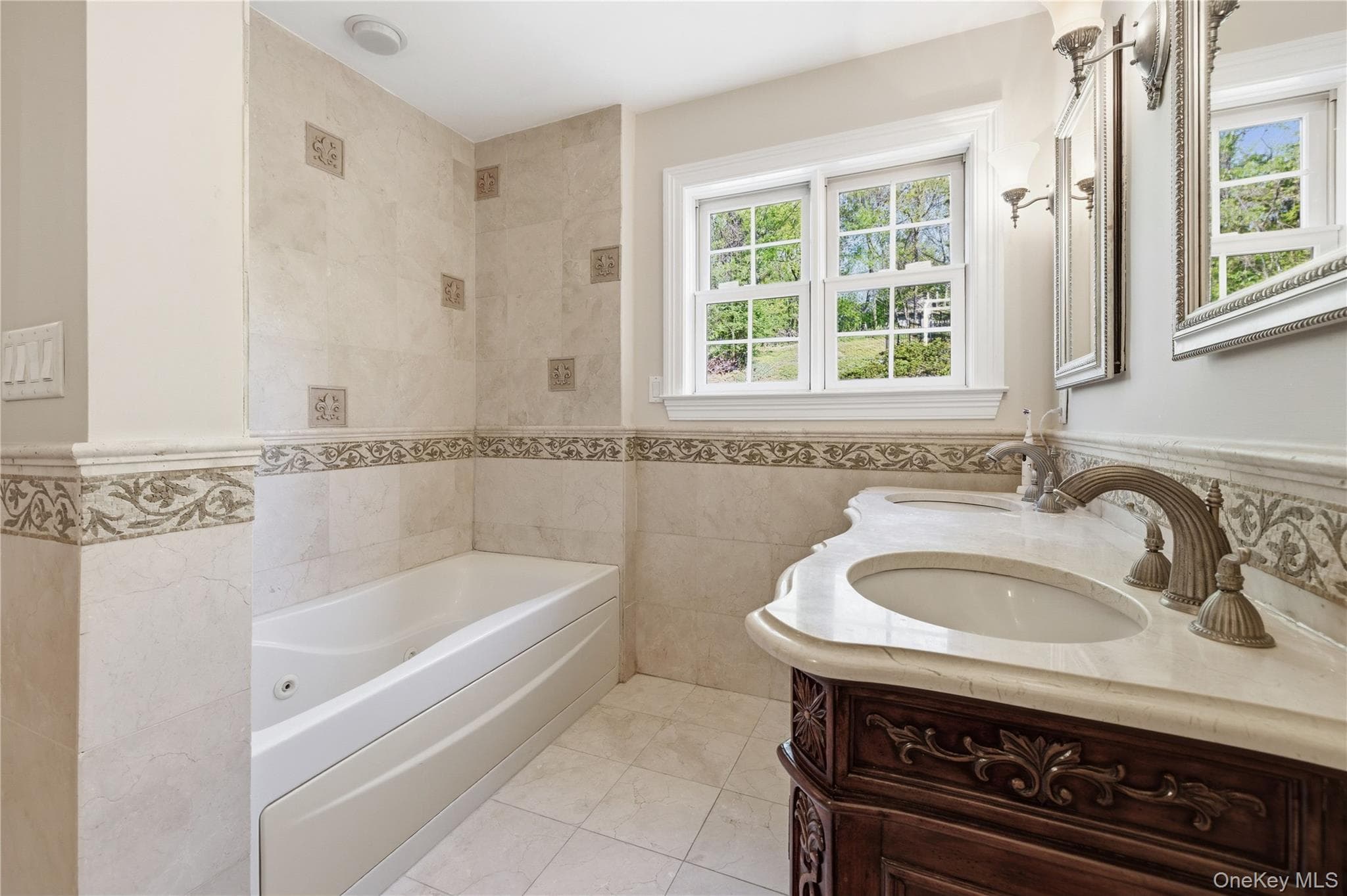 33 Greenbriar Drive thumbnail 25