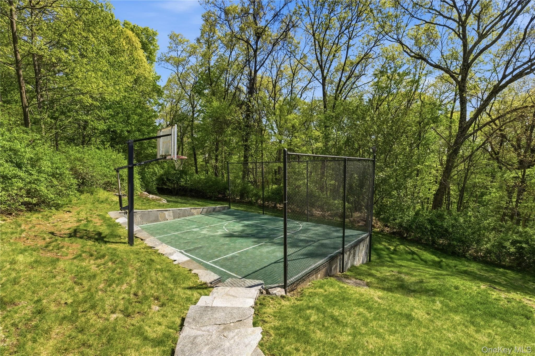 33 Greenbriar Drive thumbnail 31