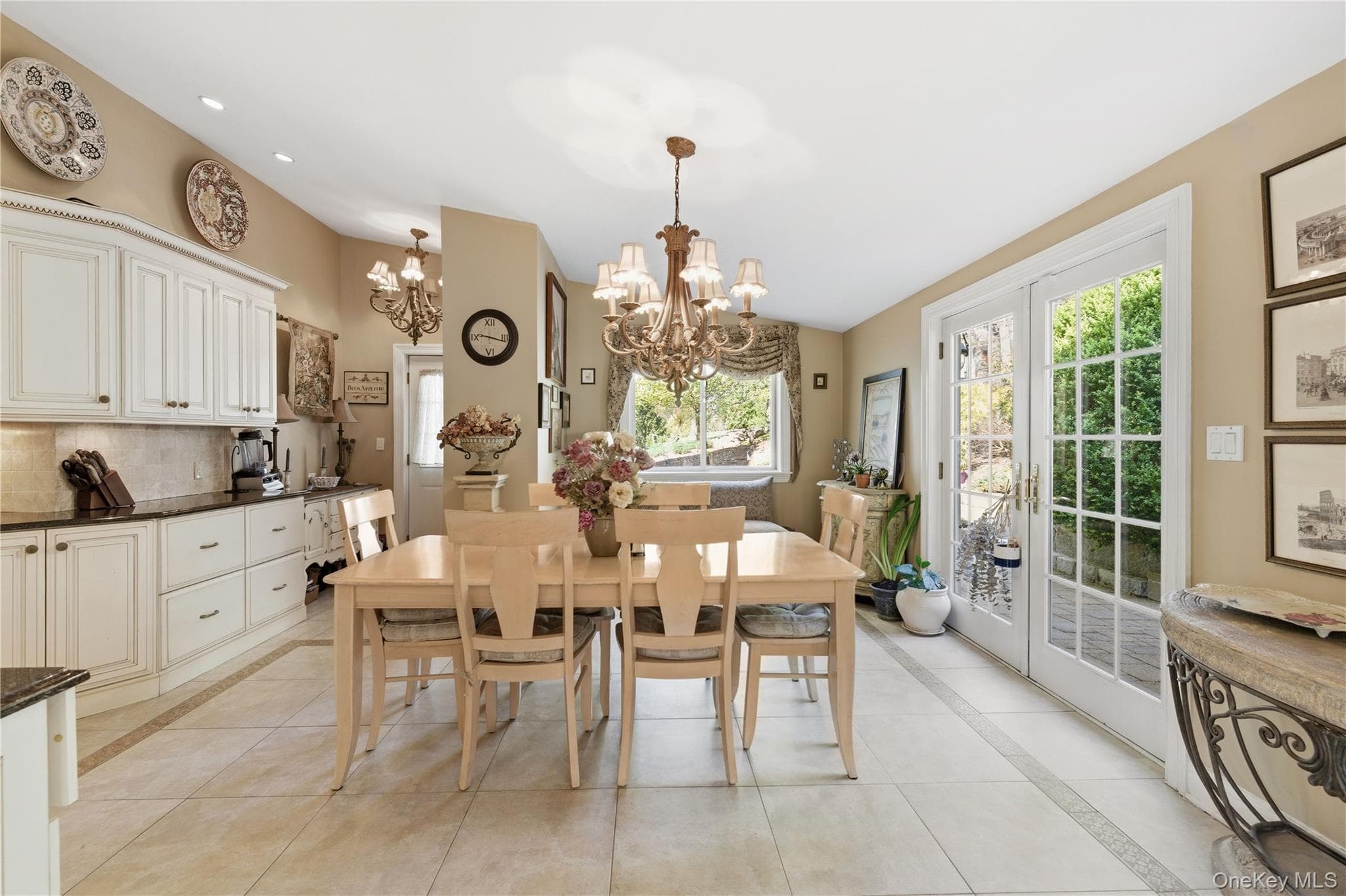 33 Greenbriar Drive thumbnail 9