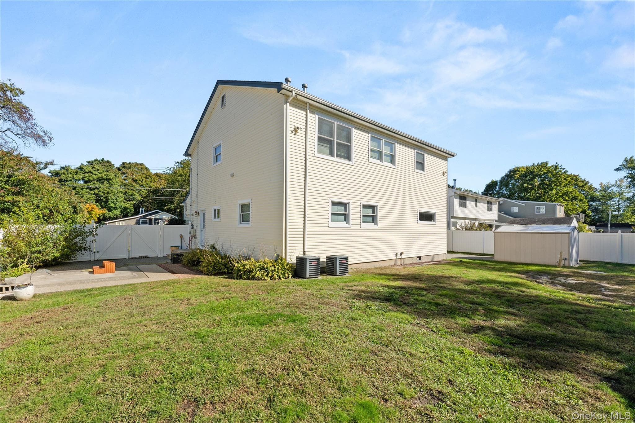 46 Garden City Street thumbnail 19
