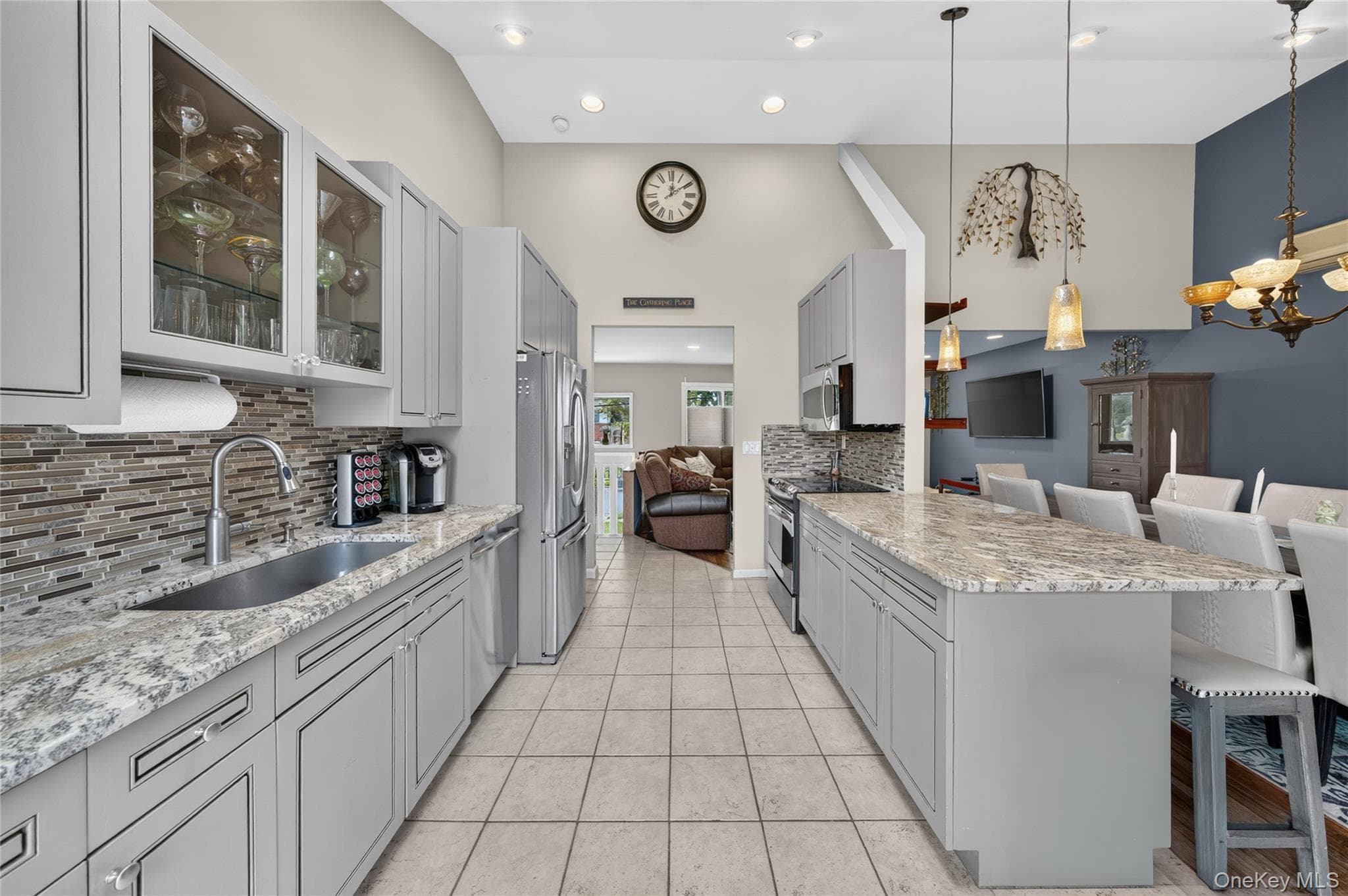395 Bunker Drive thumbnail 8
