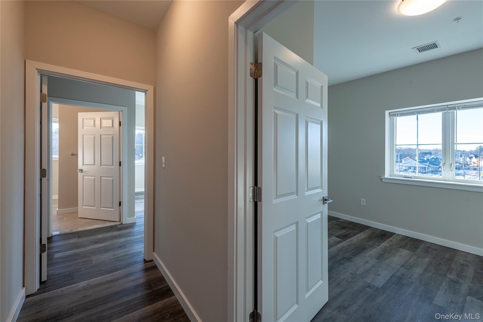 87 N Chestnut Street Unit: 201 thumbnail 4