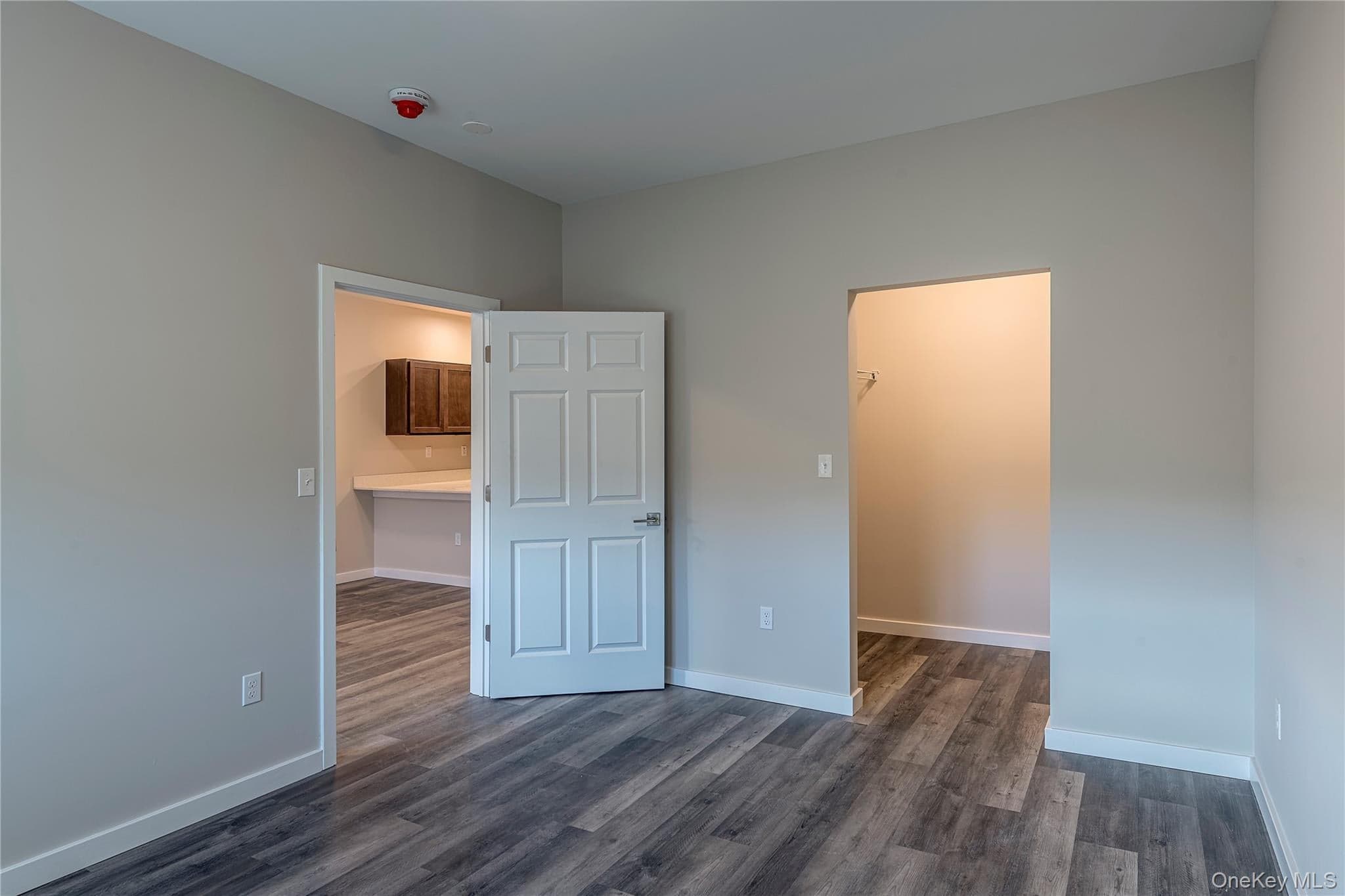 87 N Chestnut Street Unit: 201 thumbnail 5