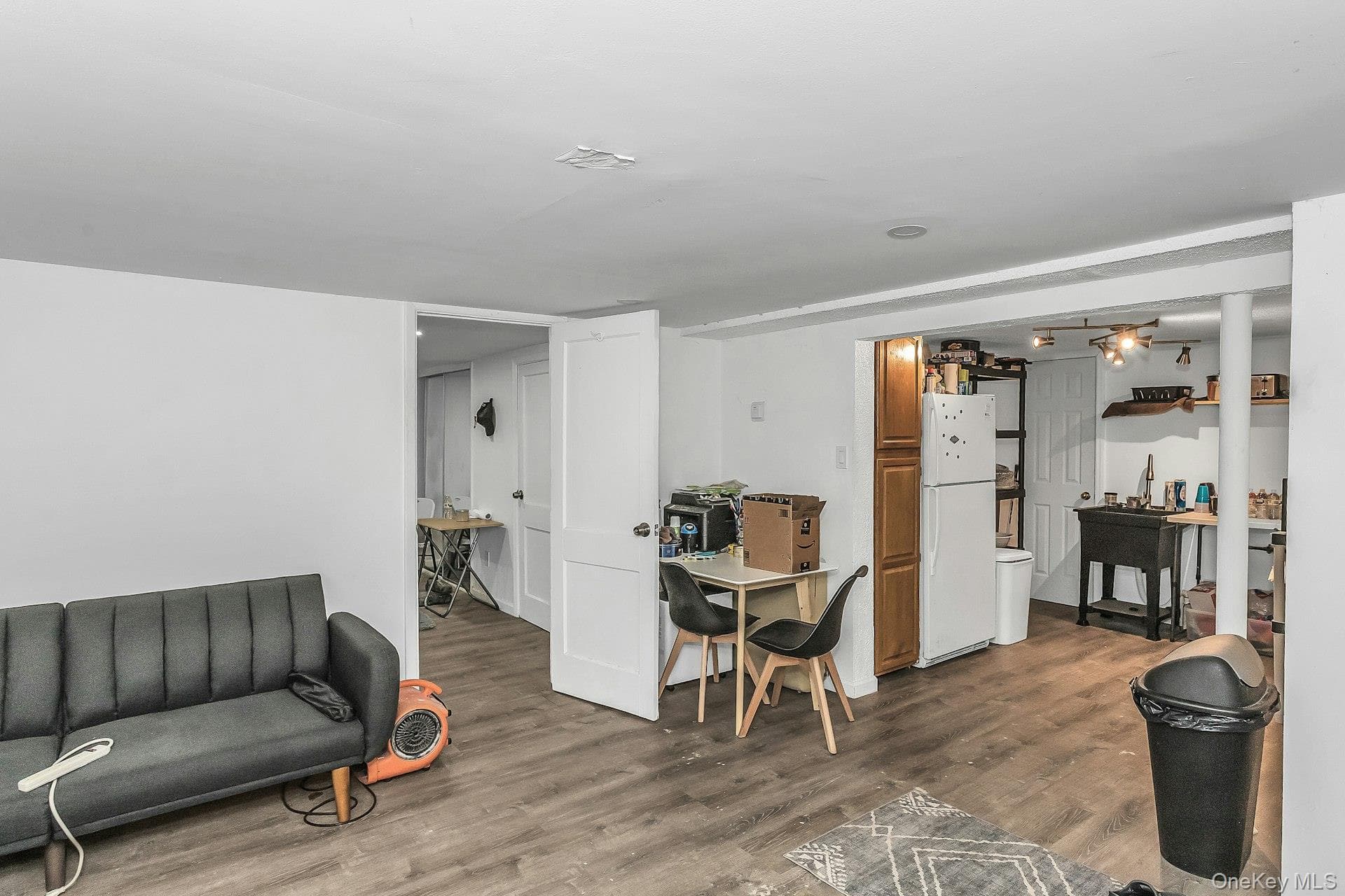 2864 Wilson Avenue thumbnail 20