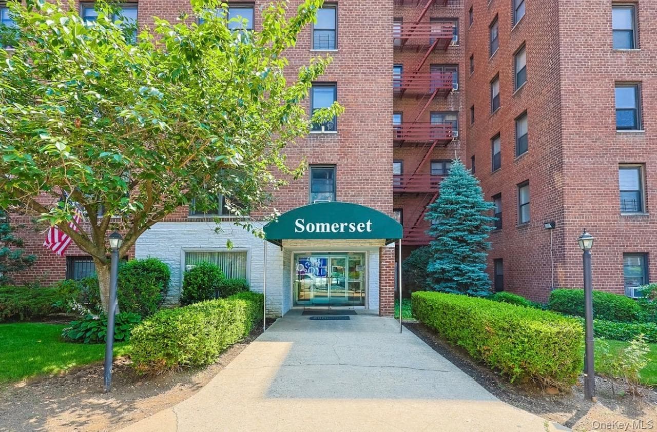 83-85 116th Street Unit: 3K thumbnail 17