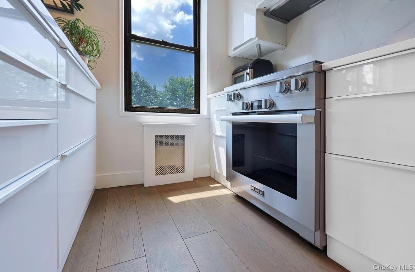 83-85 116th Street Unit: 3K thumbnail 6