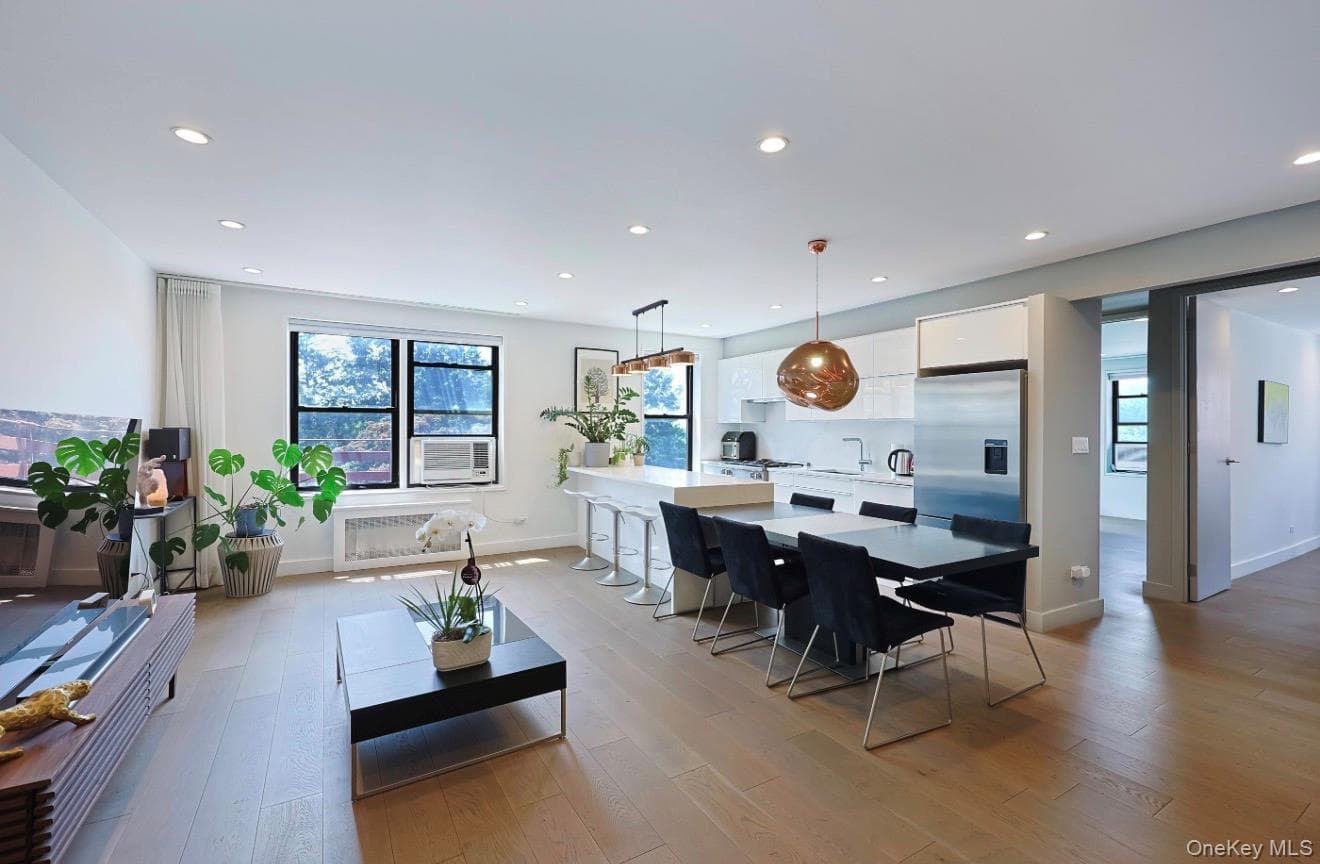 83-85 116th Street Unit: 3K, Kew Gardens