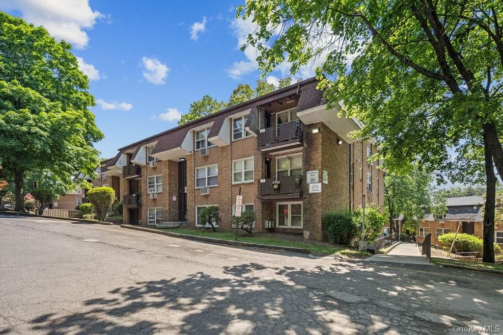 160 E Kearsing Parkway thumbnail 17
