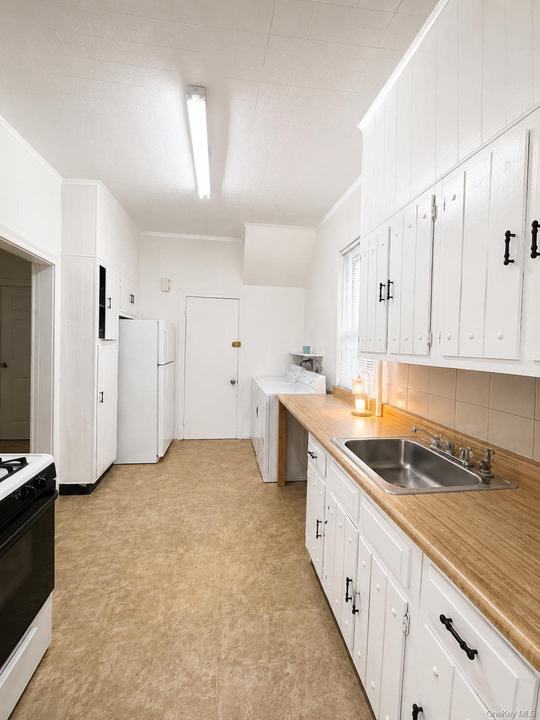 44-11 65th Street thumbnail 11