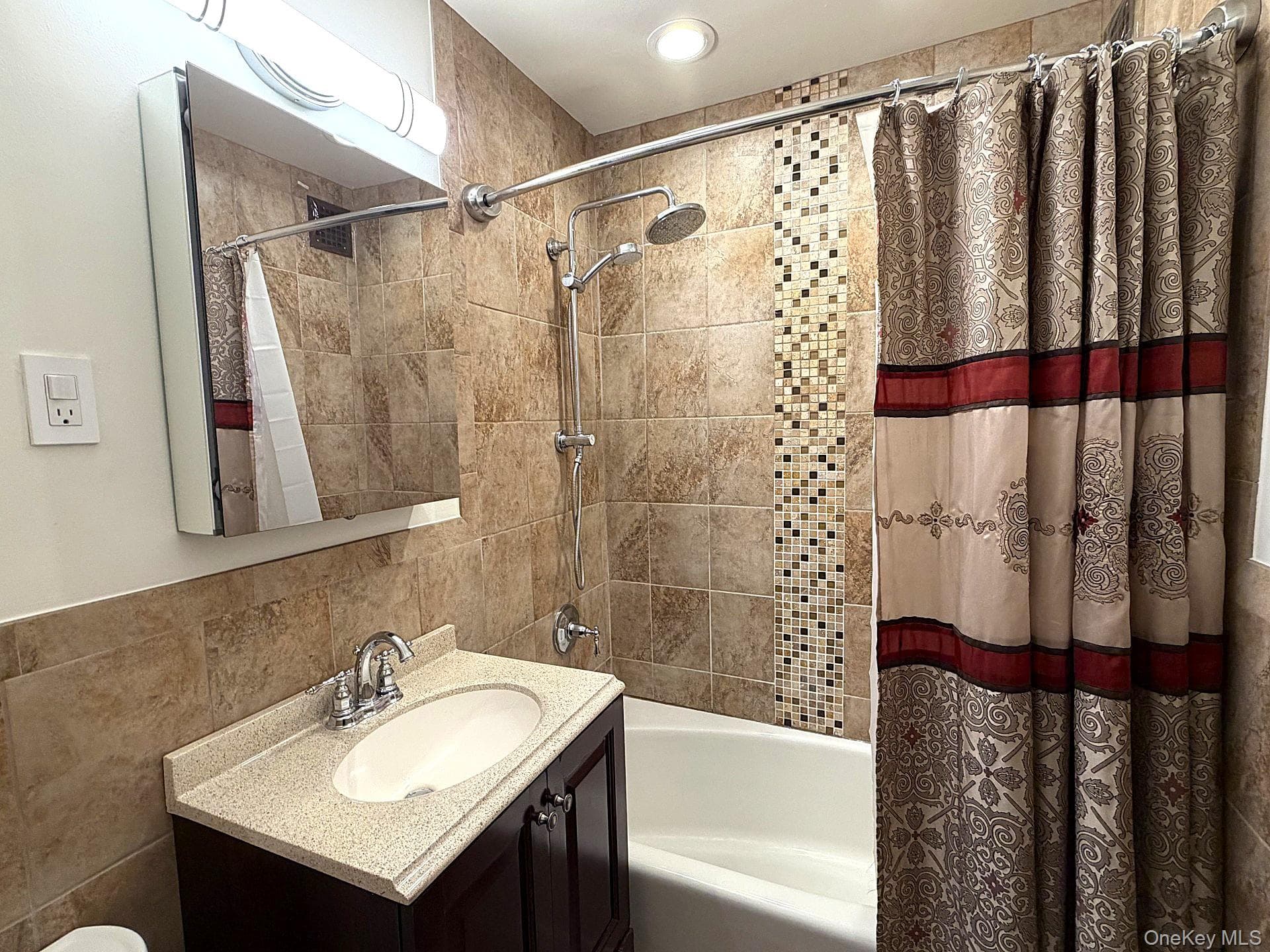 250 N Broadway Unit: PHD thumbnail 11