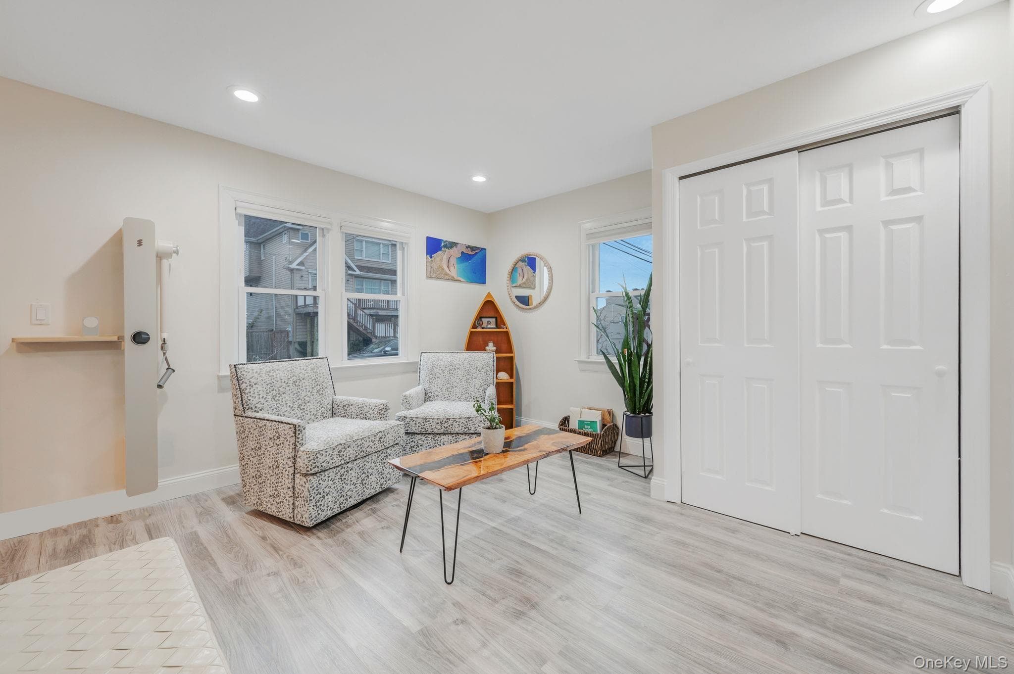 677 S 9th Street thumbnail 18