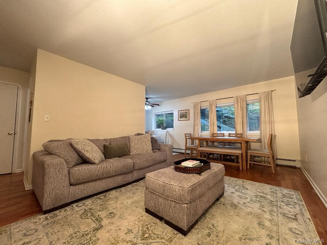 2333 Palmer Avenue Unit: 2F thumbnail 2