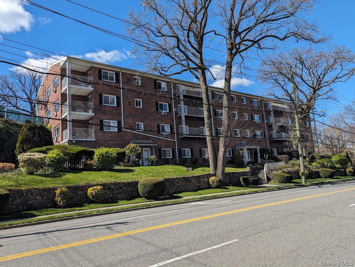 2333 Palmer Avenue Unit: 2F, New Rochelle