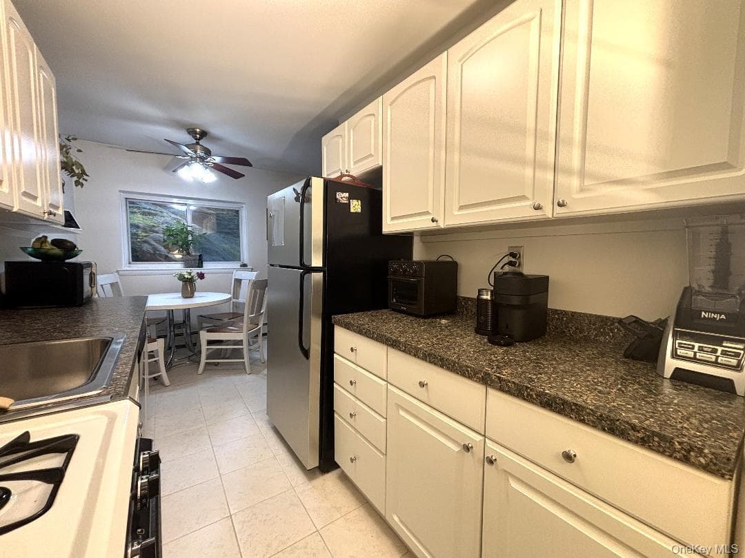 2333 Palmer Avenue Unit: 2F thumbnail 4