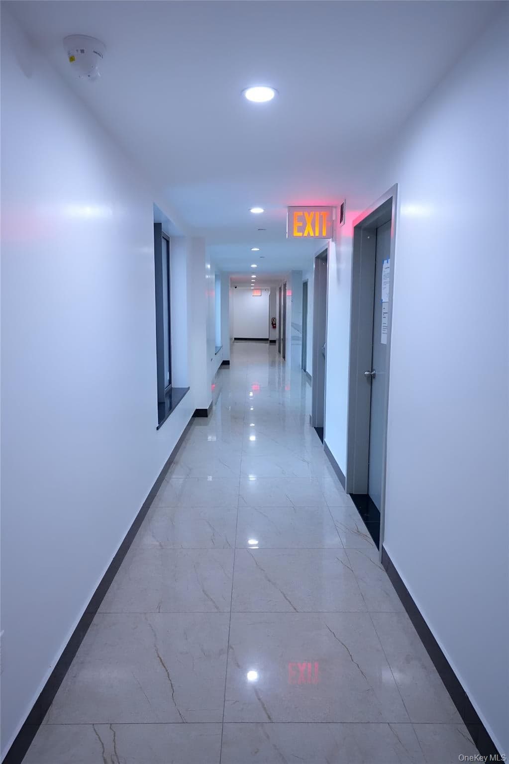 7065 Queens Boulevard Unit: 8J thumbnail 11