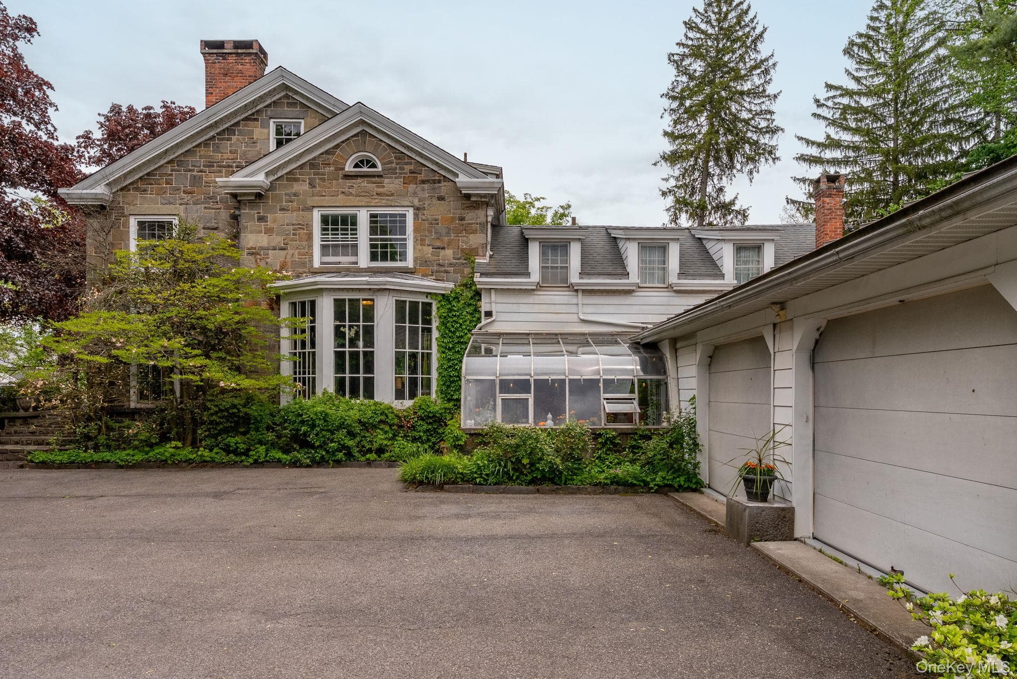 322 Albany Avenue thumbnail 34