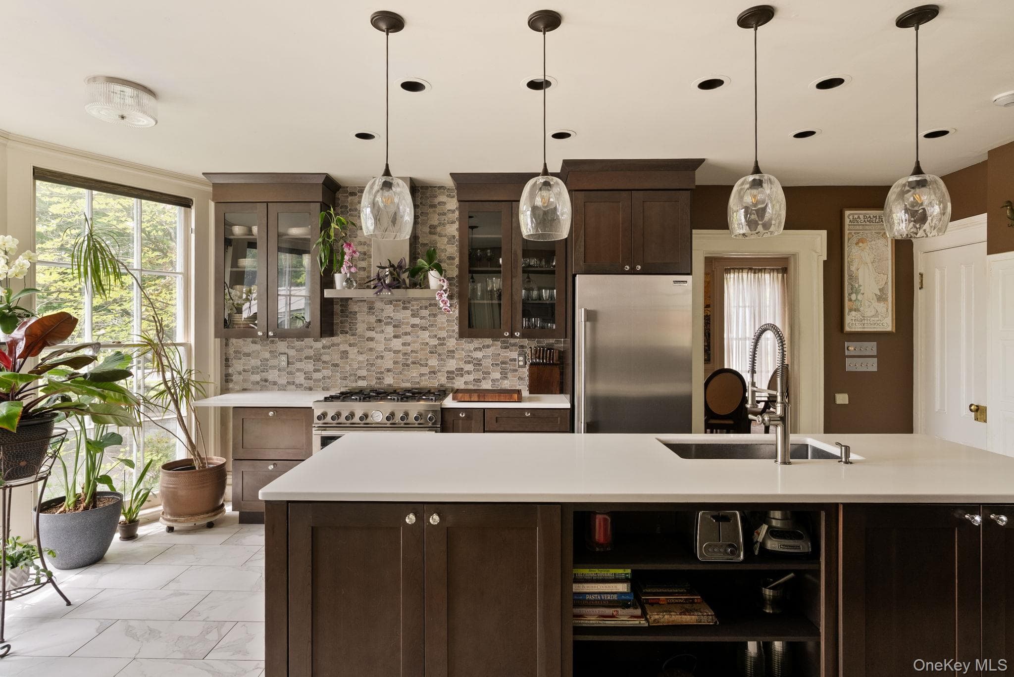 322 Albany Avenue thumbnail 11