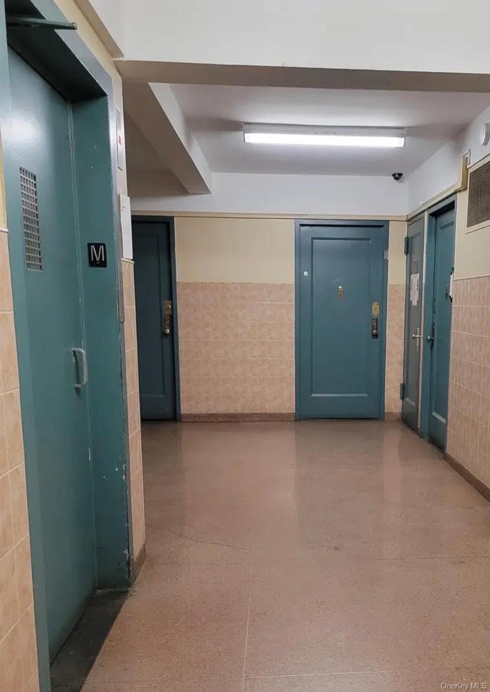1503 Metropolitan Avenue Unit: 7E thumbnail 2