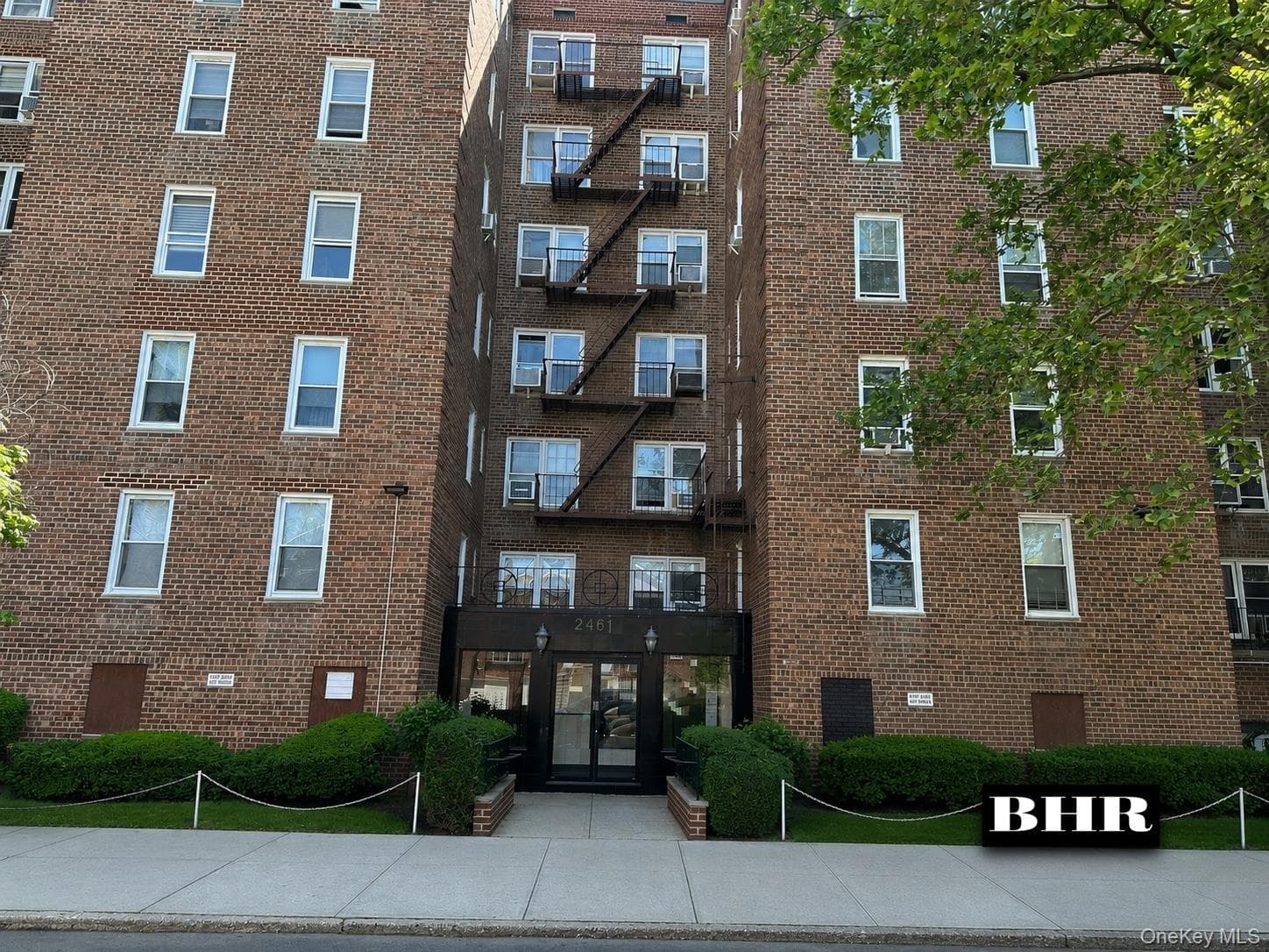 2461 E 29th Street Unit: 1F, Brooklyn
