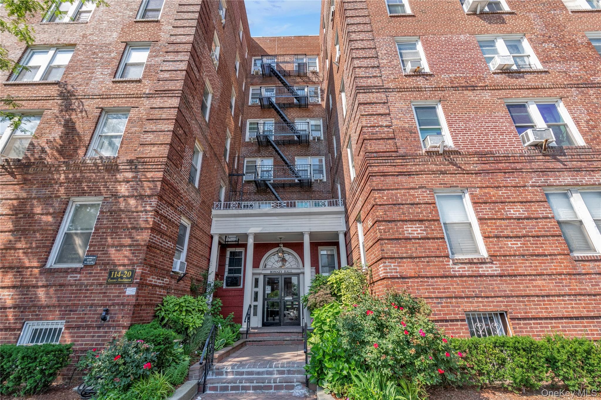 114-20 Queens Boulevard Unit: E9 thumbnail 2