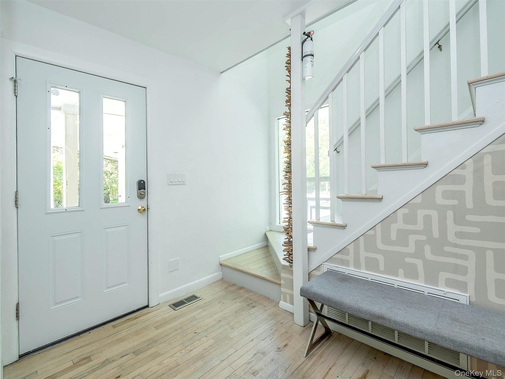 135 Old Meeting House Road thumbnail 3