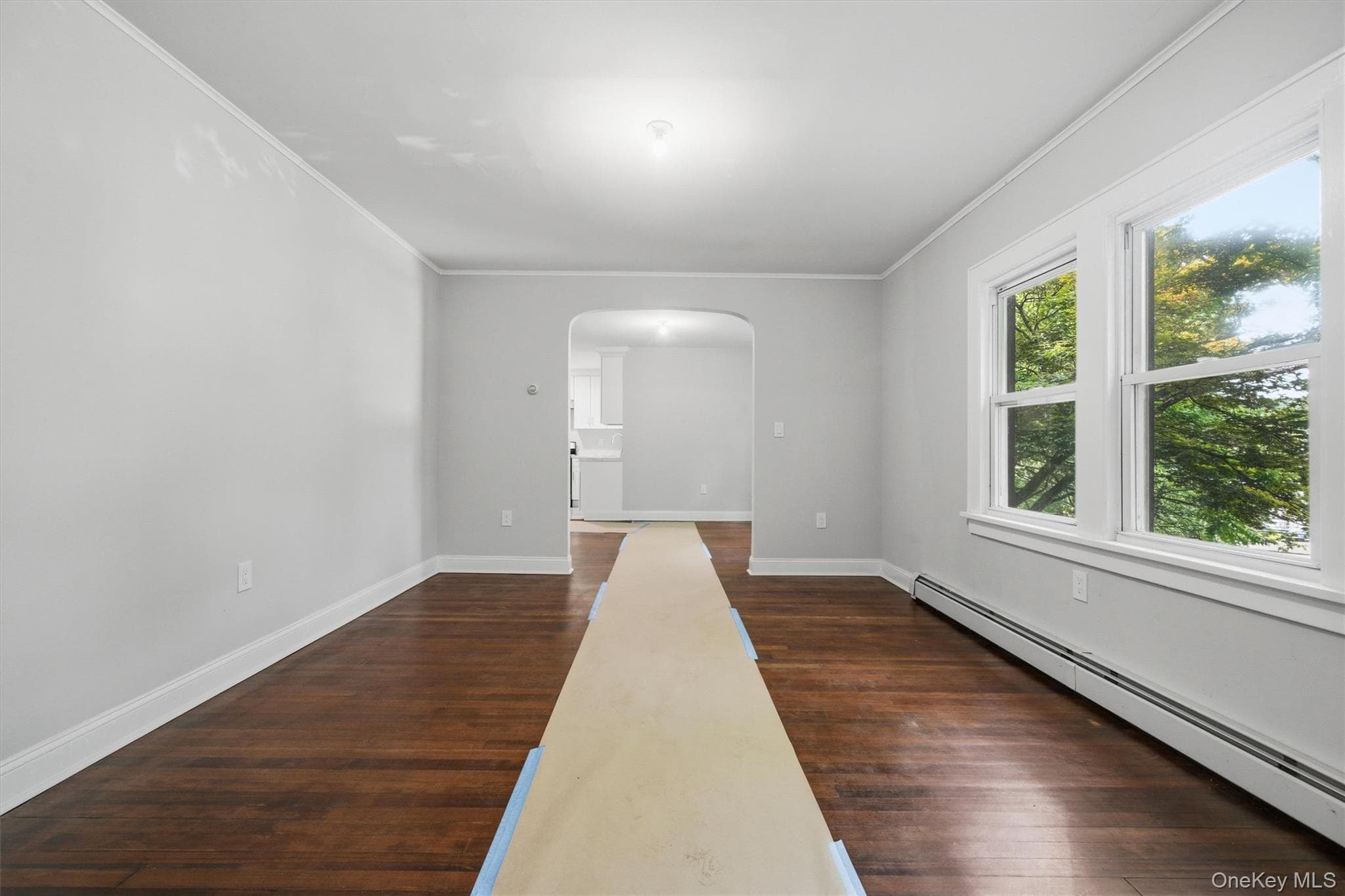669 N Division Street thumbnail 6