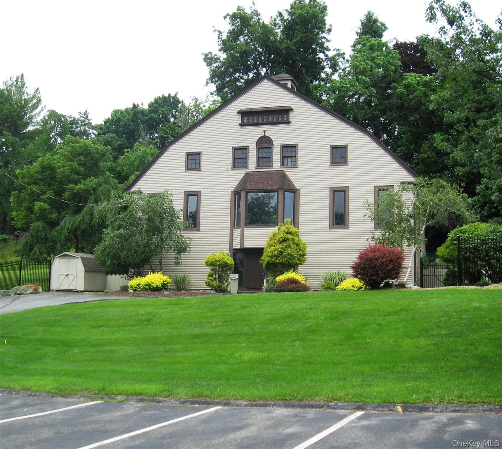 136 Sycamore Drive thumbnail 13